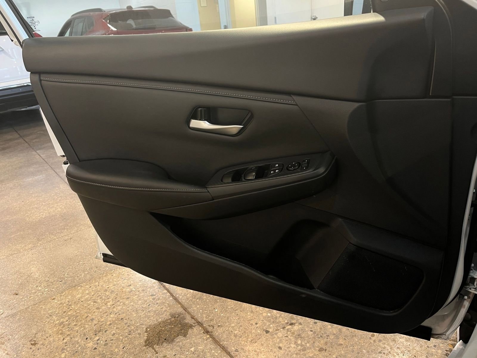 Thumbnail: 2025 Nissan Sentra - 18