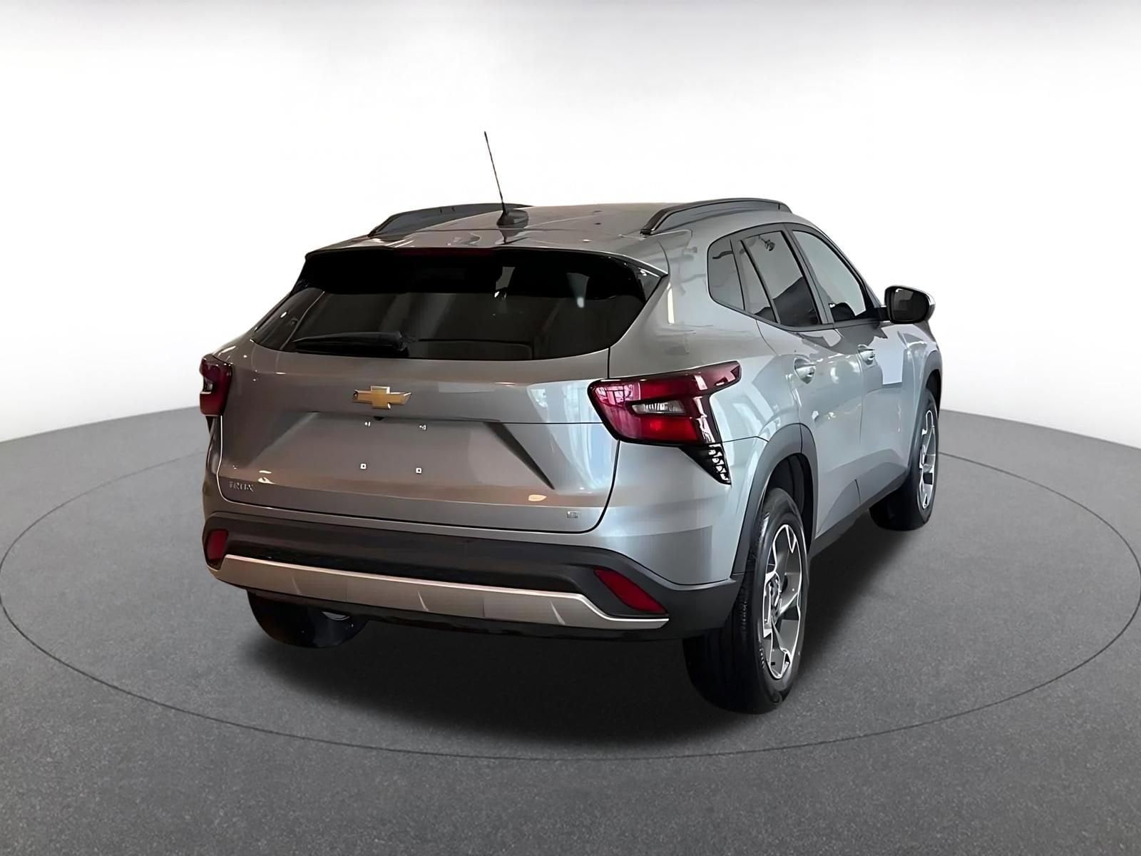 Thumbnail: 2025 Chevrolet Trax - 15