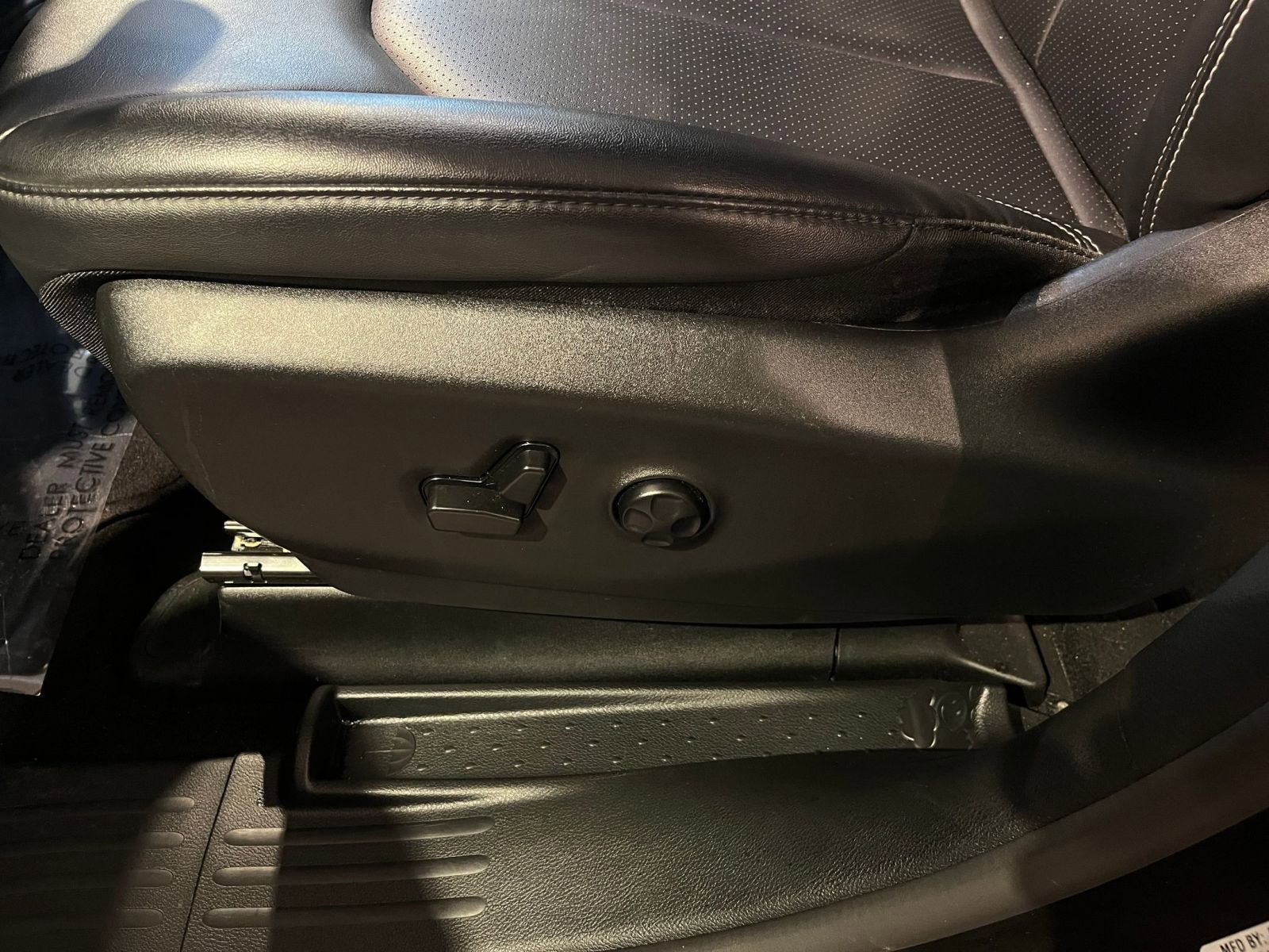 Thumbnail: 2025 Chrysler Pacifica - 23