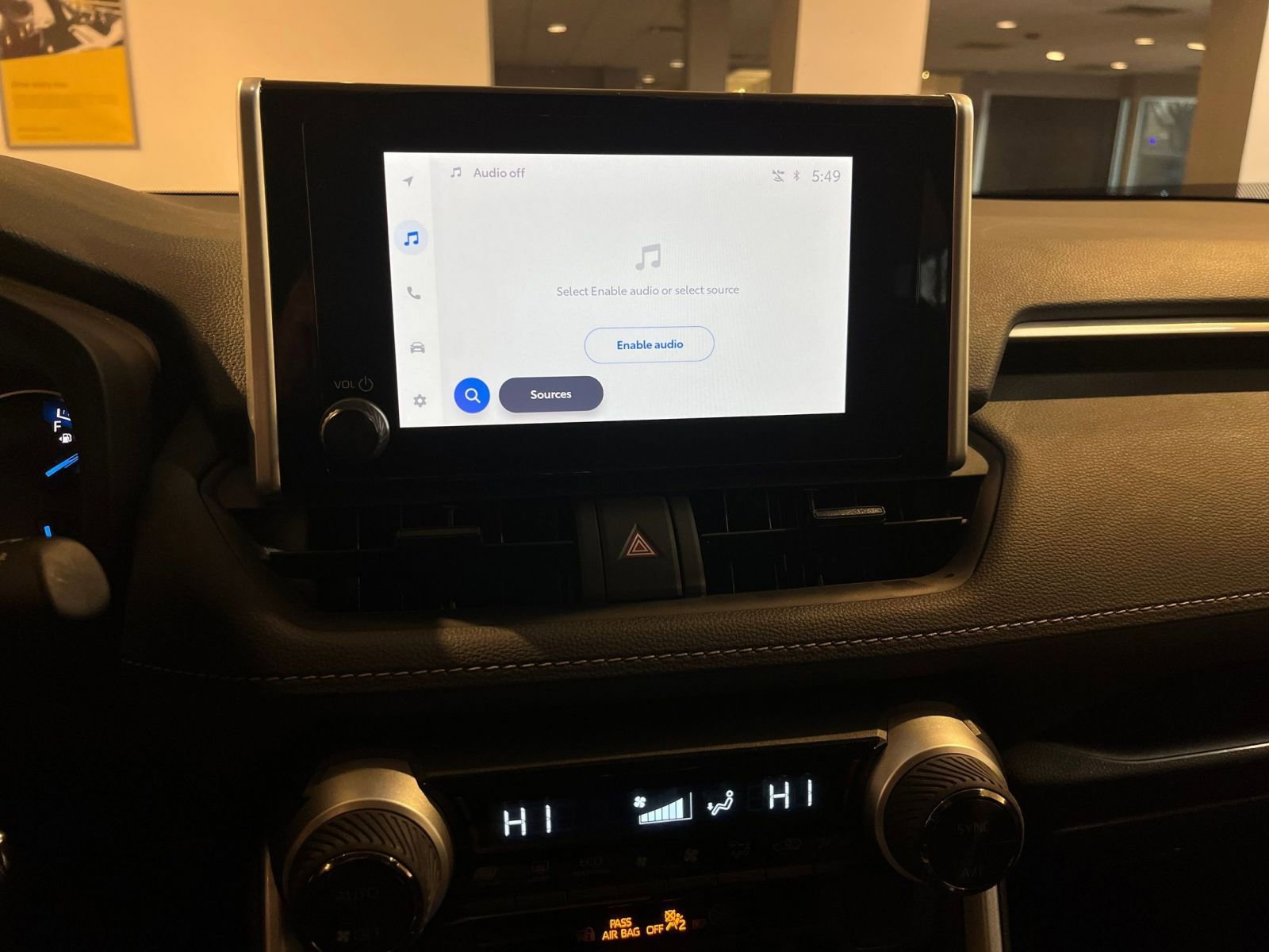 Thumbnail: 2025 Toyota RAV4 - 18