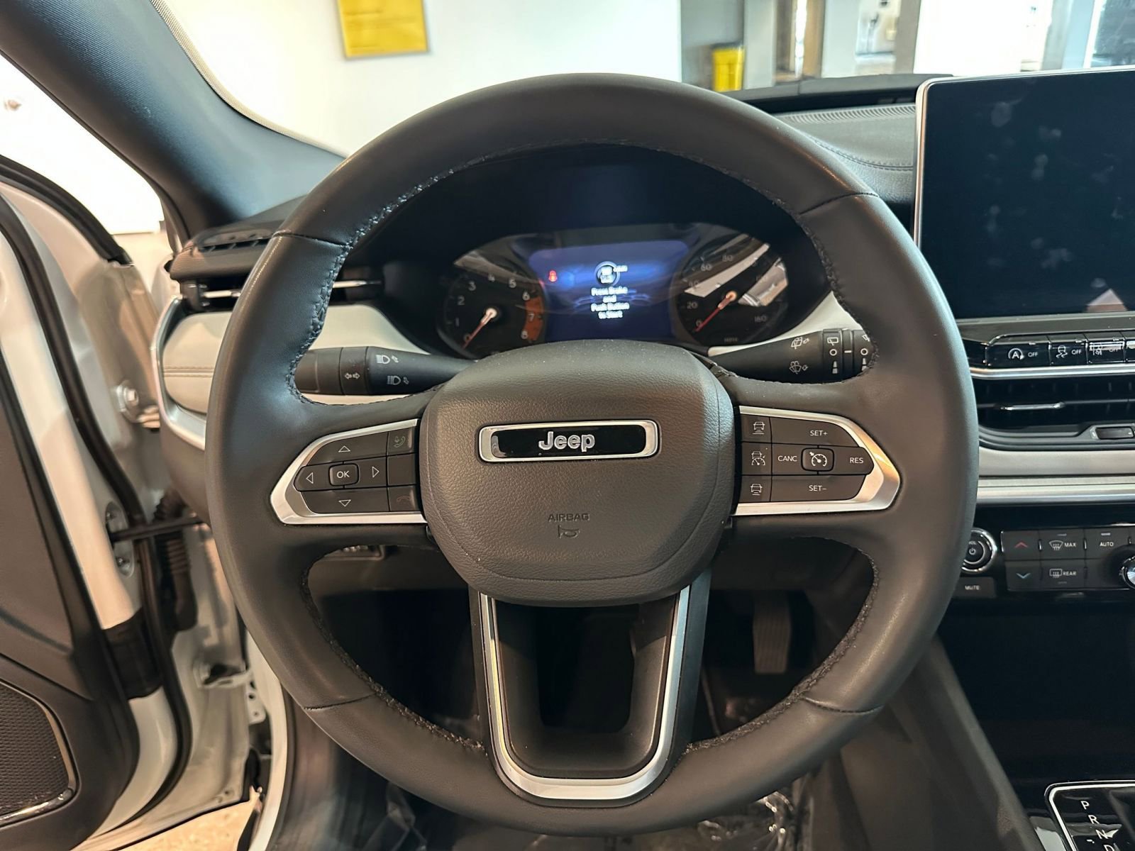 Thumbnail: 2025 Jeep Compass - 28