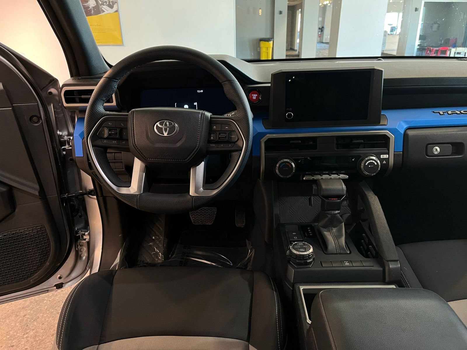 Thumbnail: 2025 Toyota Tacoma - 33