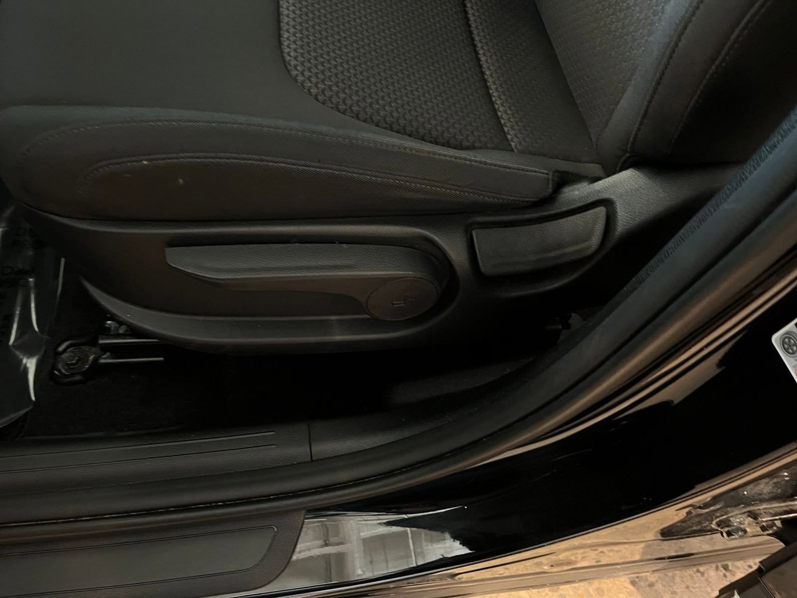 Thumbnail: 2025 Kia Sportage - 22