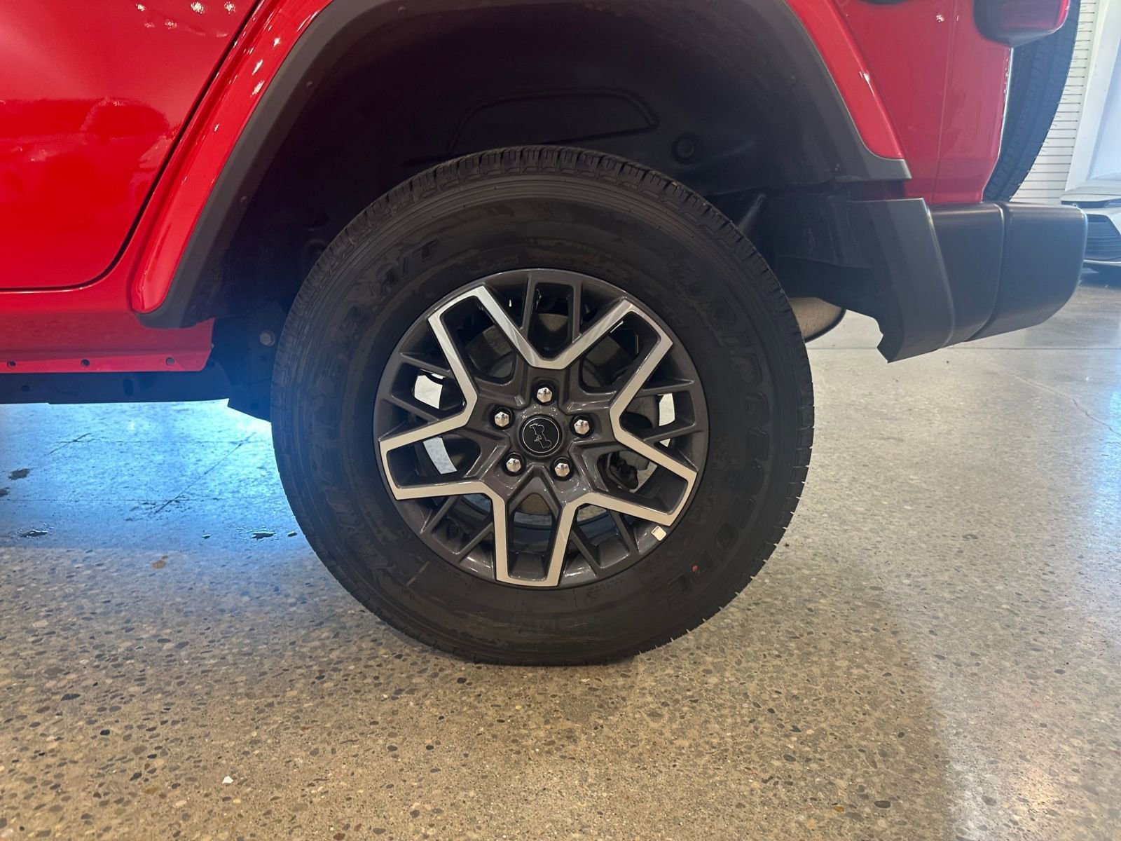 Thumbnail: 2025 Jeep Wrangler - 30