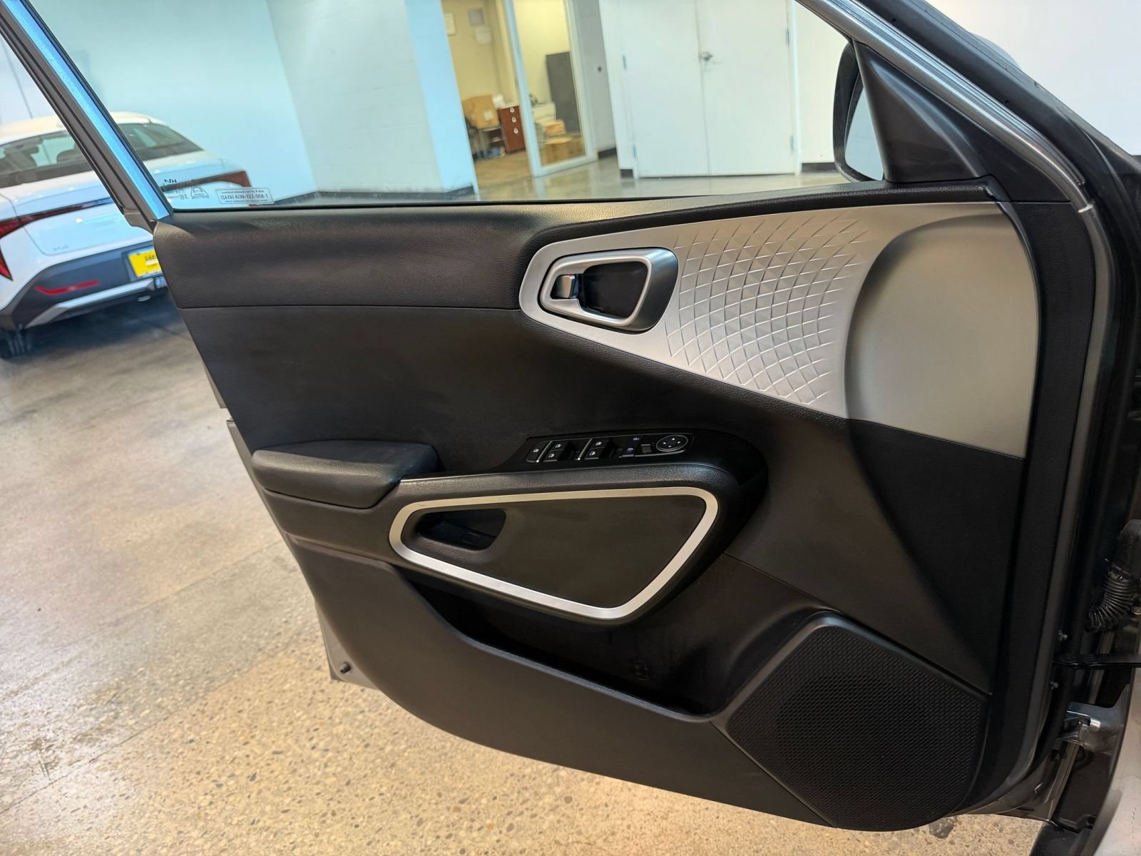 Thumbnail: 2025 Kia Soul - 18