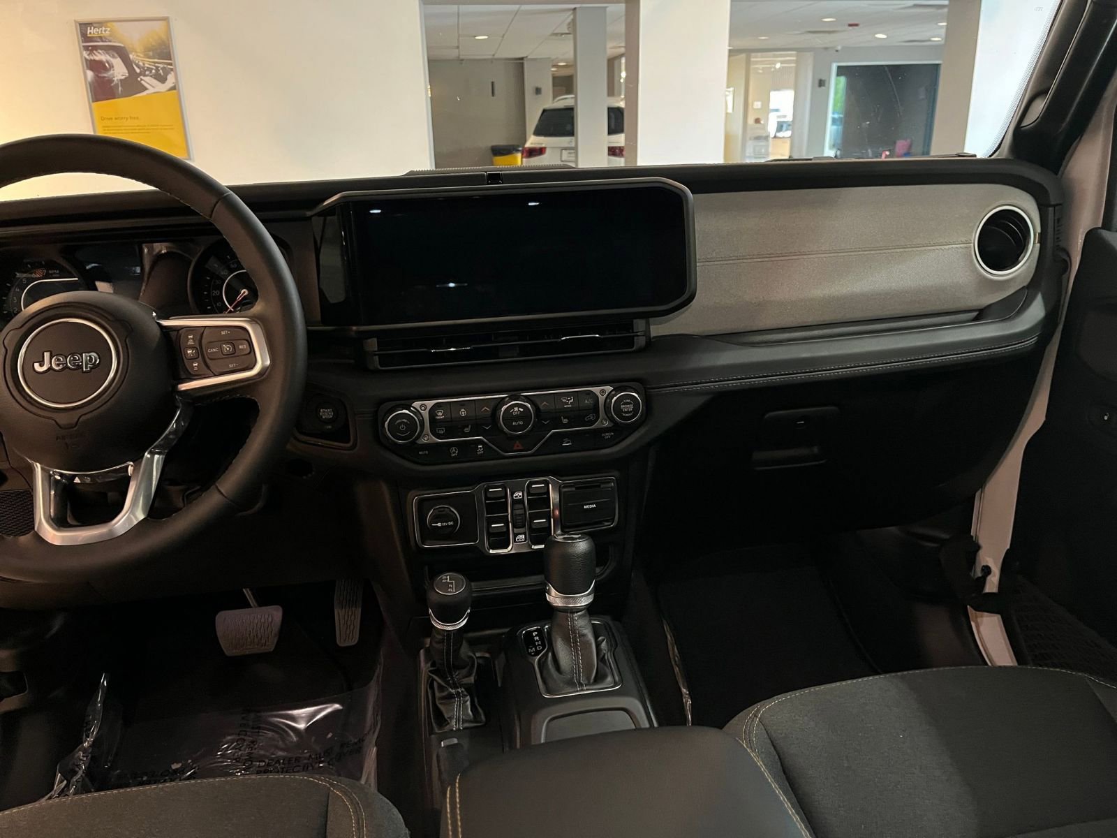 Thumbnail: 2025 Jeep Wrangler - 35