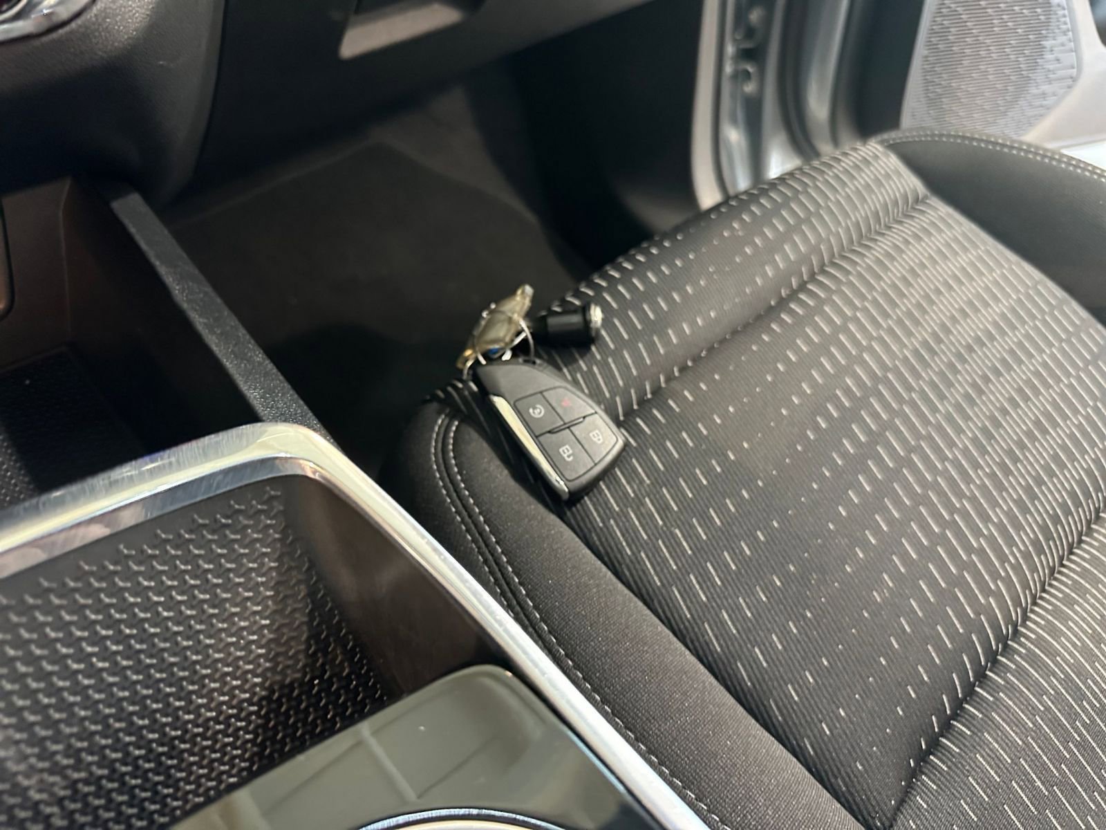 Thumbnail: 2025 Chevrolet Equinox - 21