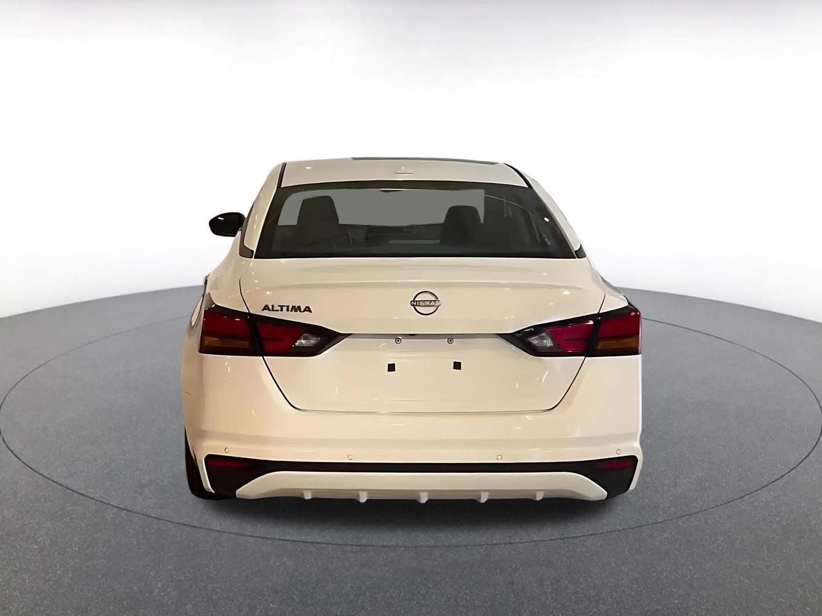 Thumbnail: 2025 Nissan Altima - 12