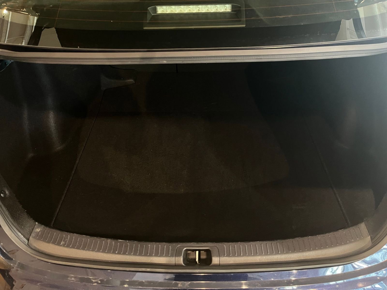 Thumbnail: 2025 Toyota Corolla - 31