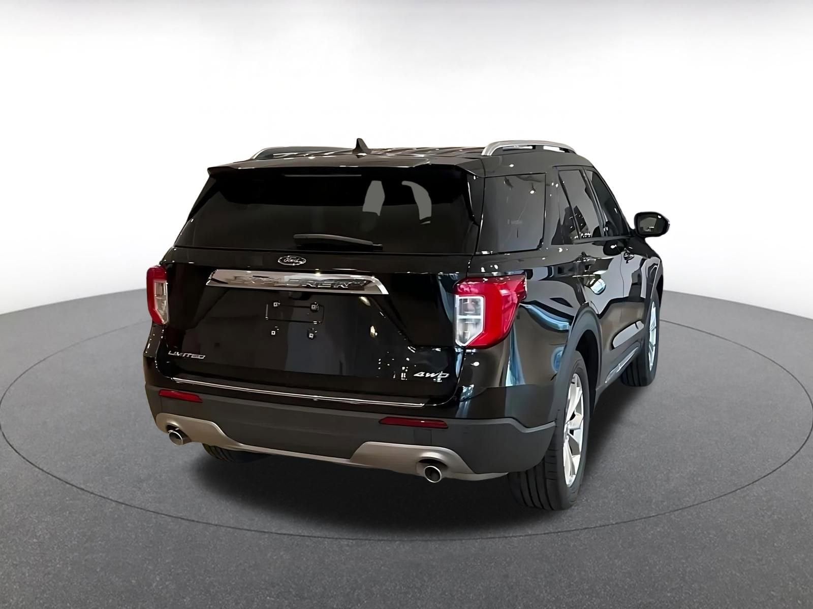 Thumbnail: 2023 Ford Explorer - 15