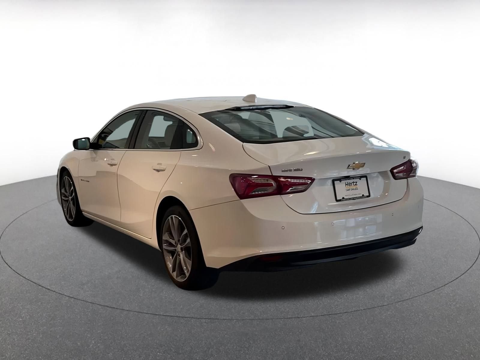 Thumbnail: 2024 Chevrolet Malibu - 11