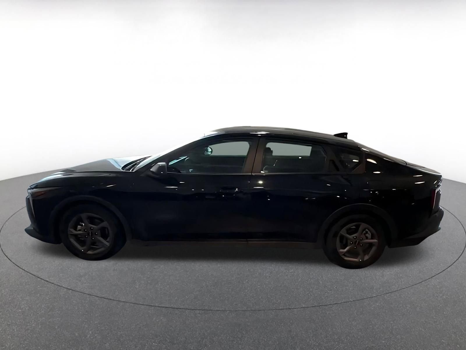 Thumbnail: 2025 Kia K4 - 8
