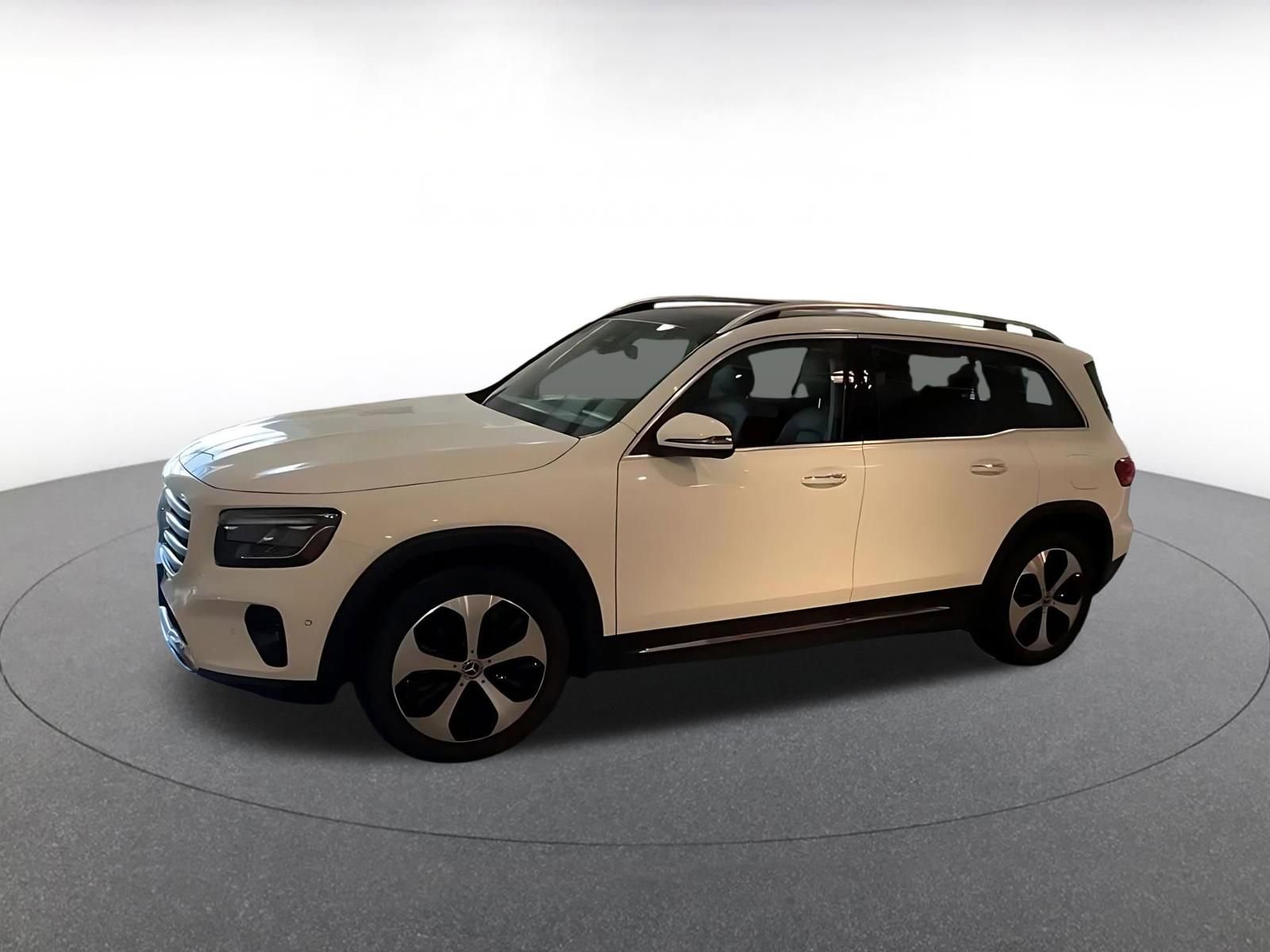 Thumbnail: 2025 Mercedes-Benz GLB - 9