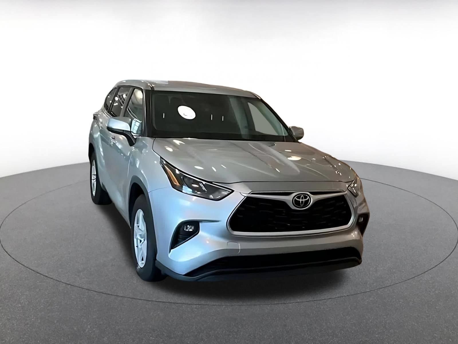 Thumbnail: 2025 Toyota Highlander - 3