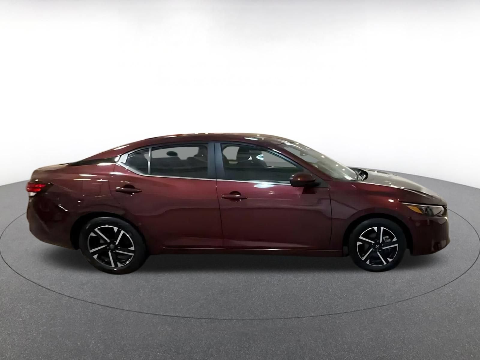 Thumbnail: 2025 Nissan Sentra - 16