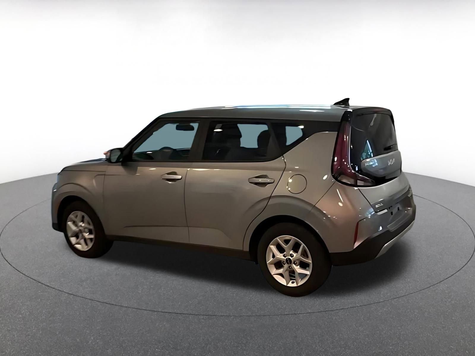 Thumbnail: 2025 Kia Soul - 8
