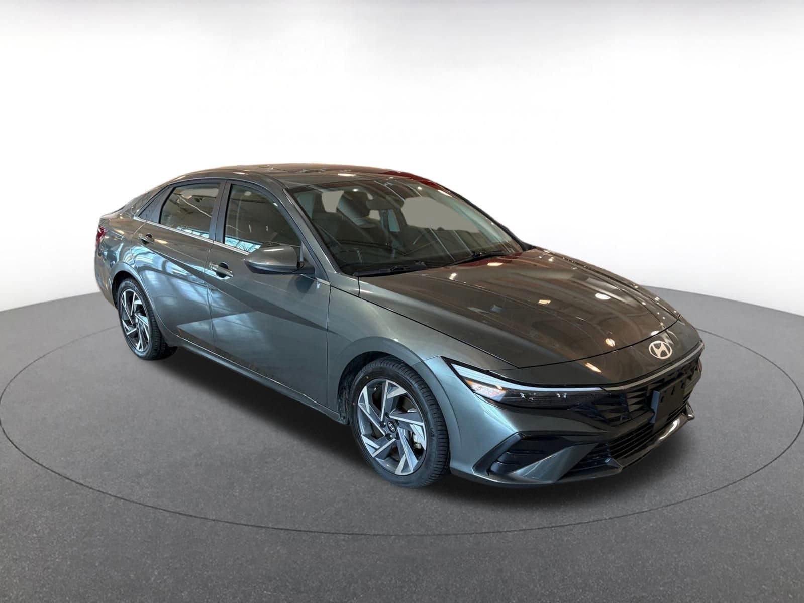 Thumbnail: 2025 Hyundai Elantra - 1