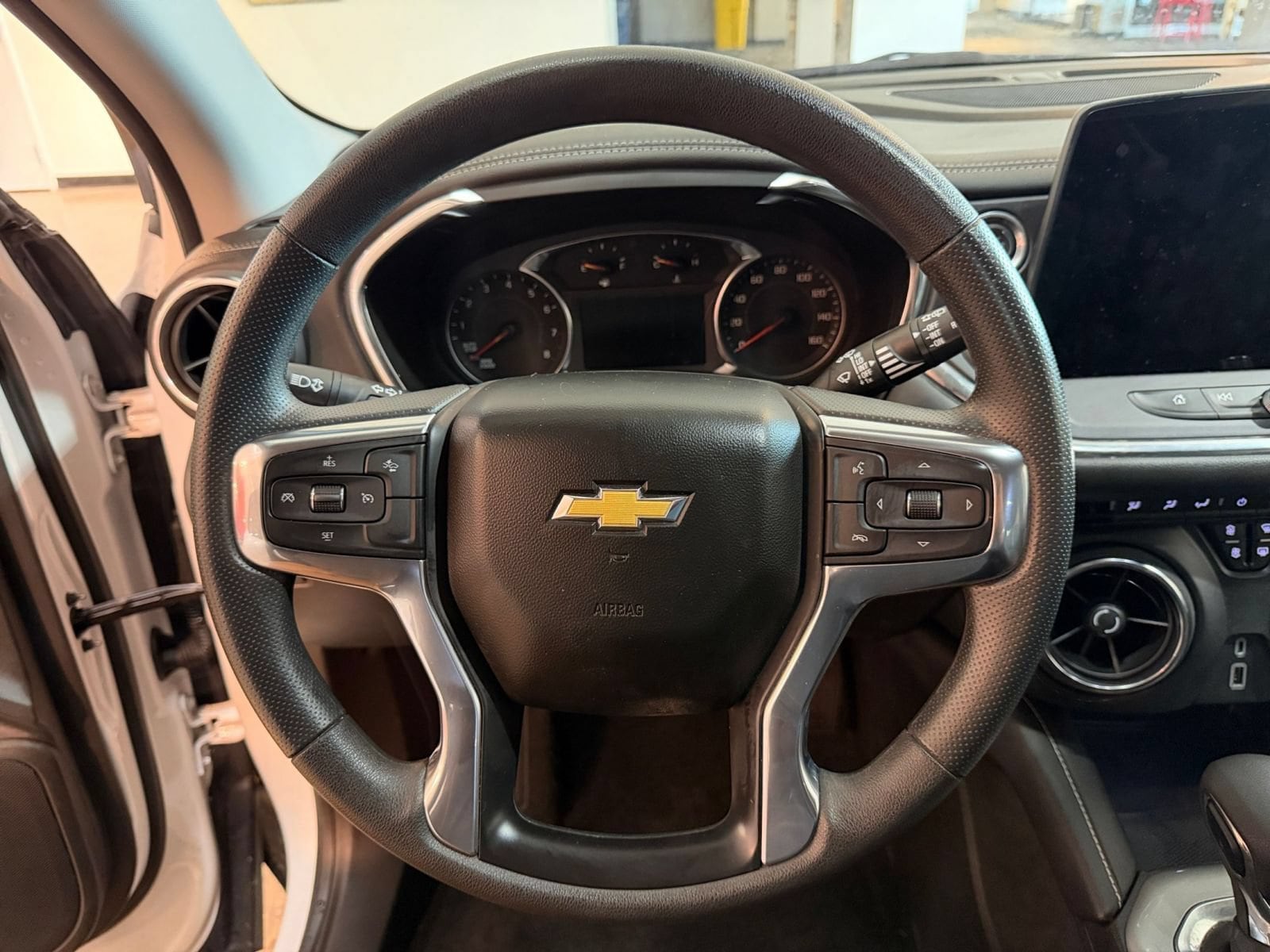 Thumbnail: 2026 Chevrolet Blazer - 27