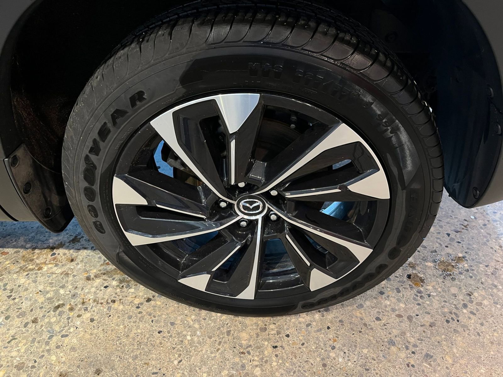 Thumbnail: 2025 Mazda CX-50 - 32