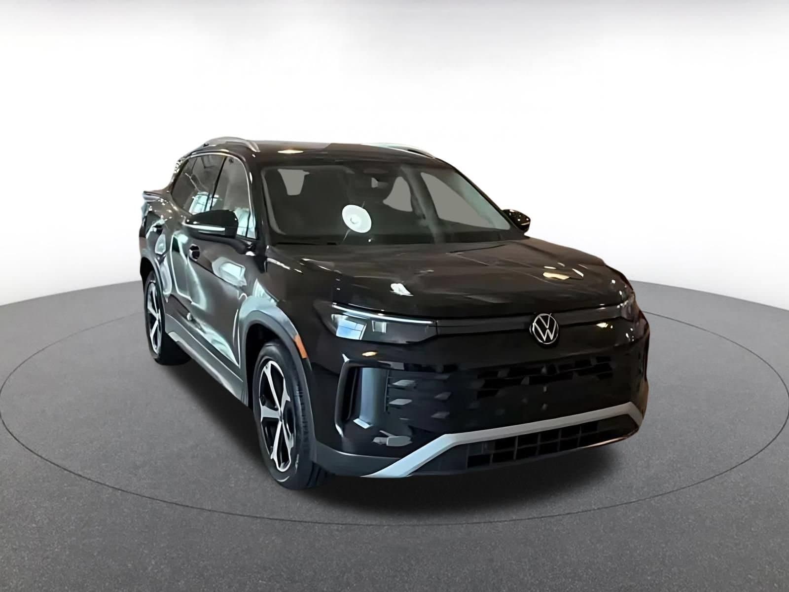Thumbnail: 2026 Volkswagen Tiguan - 3
