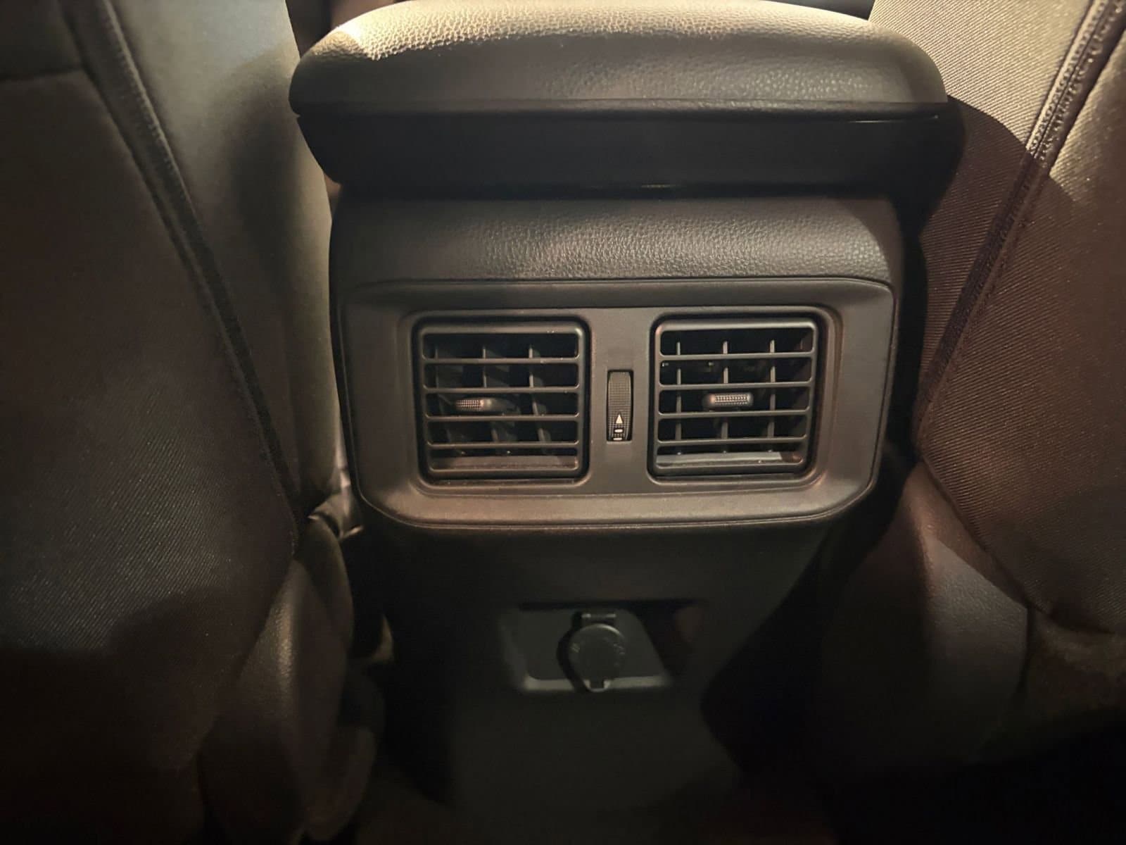 Thumbnail: 2025 Toyota RAV4 - 23