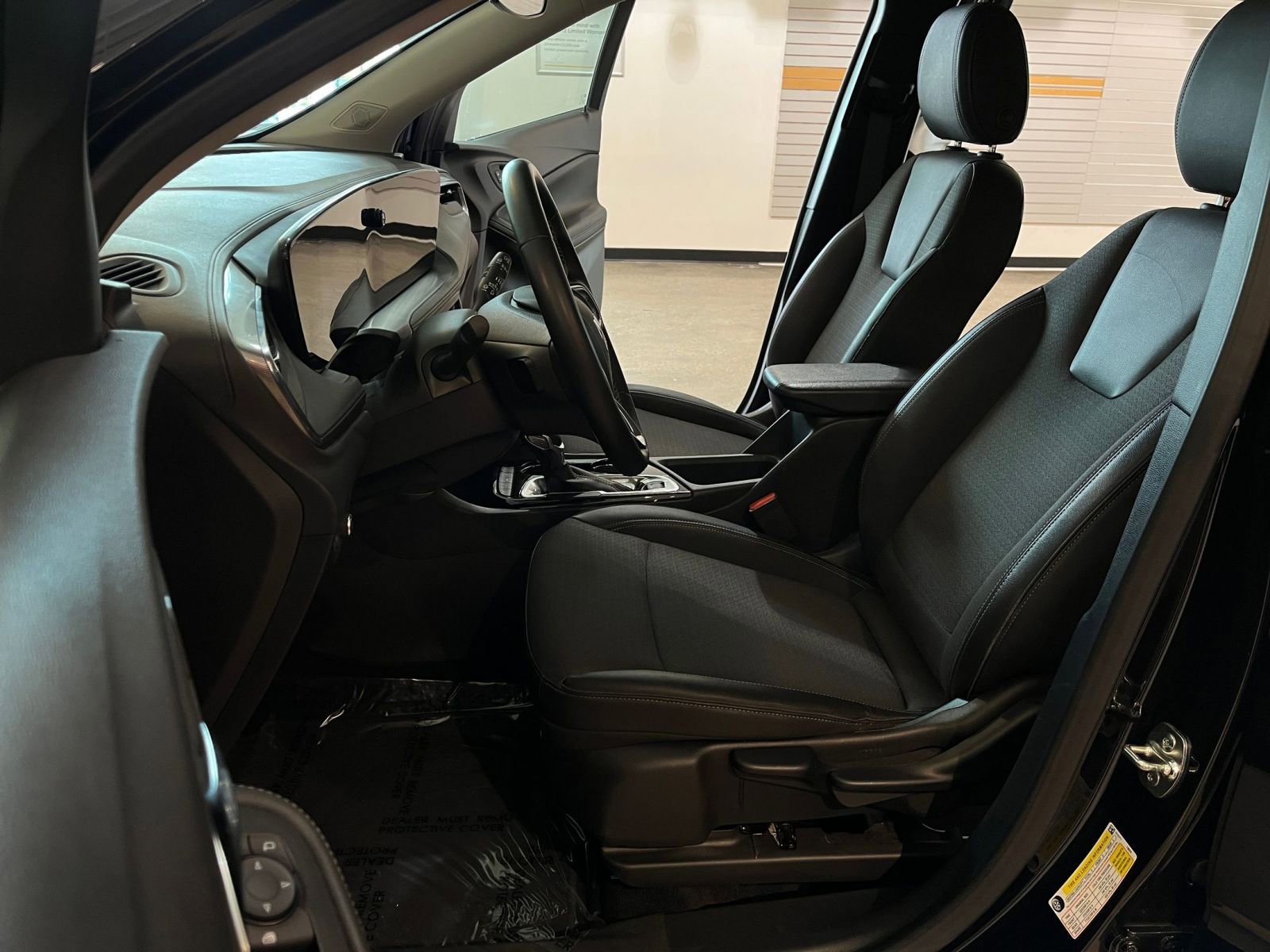 Thumbnail: 2025 Buick Encore GX - 25