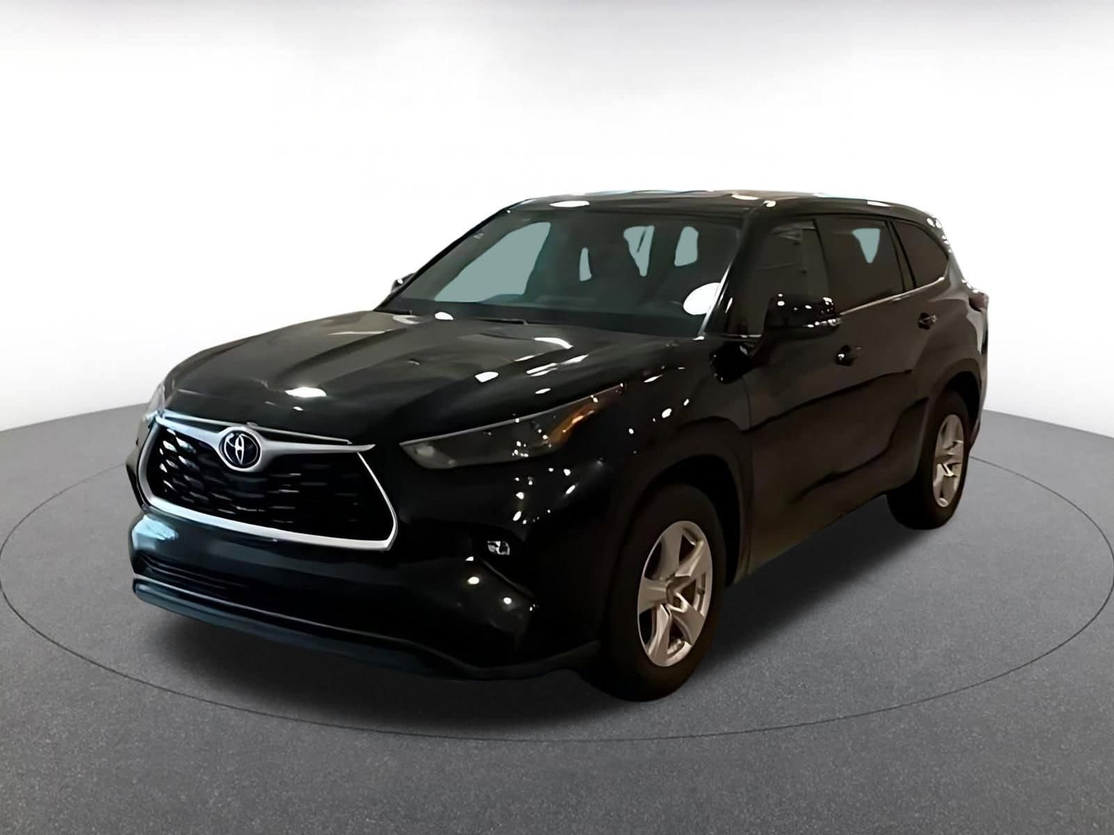 Thumbnail: 2025 Toyota Highlander - 4