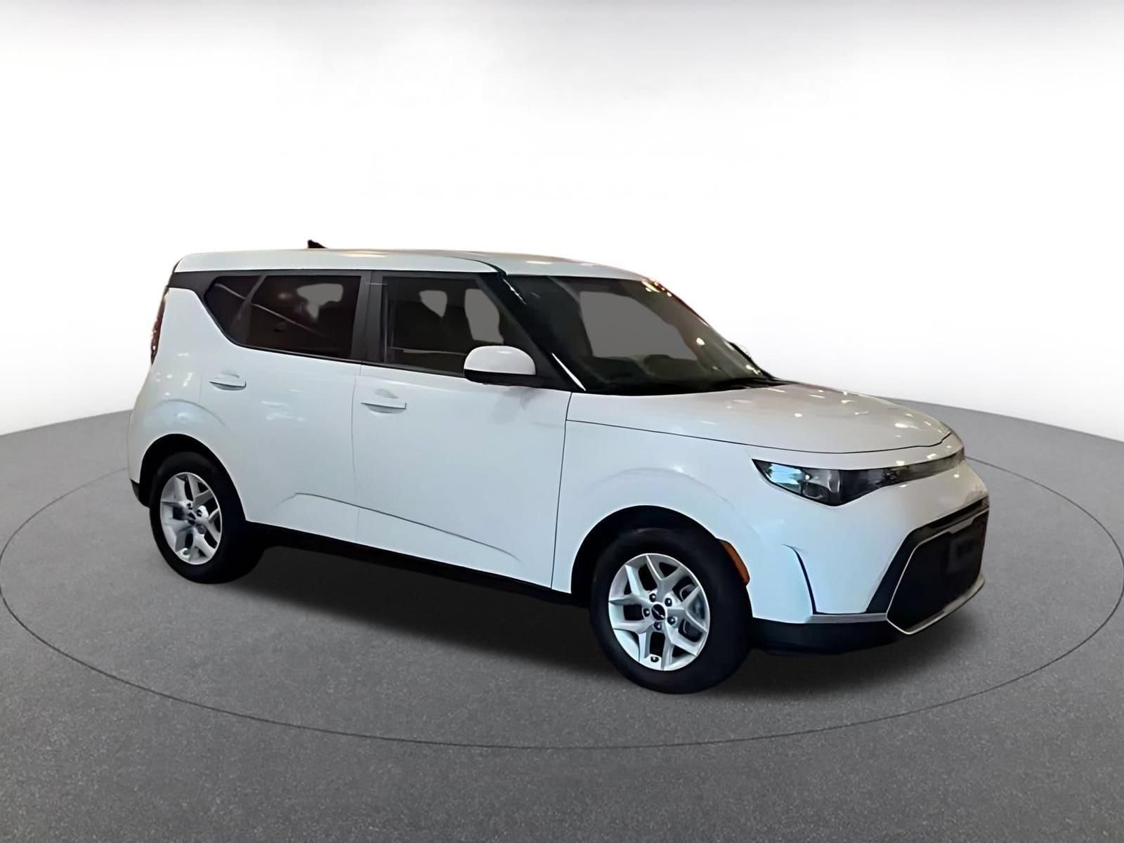 Thumbnail: 2025 Kia Soul - 2