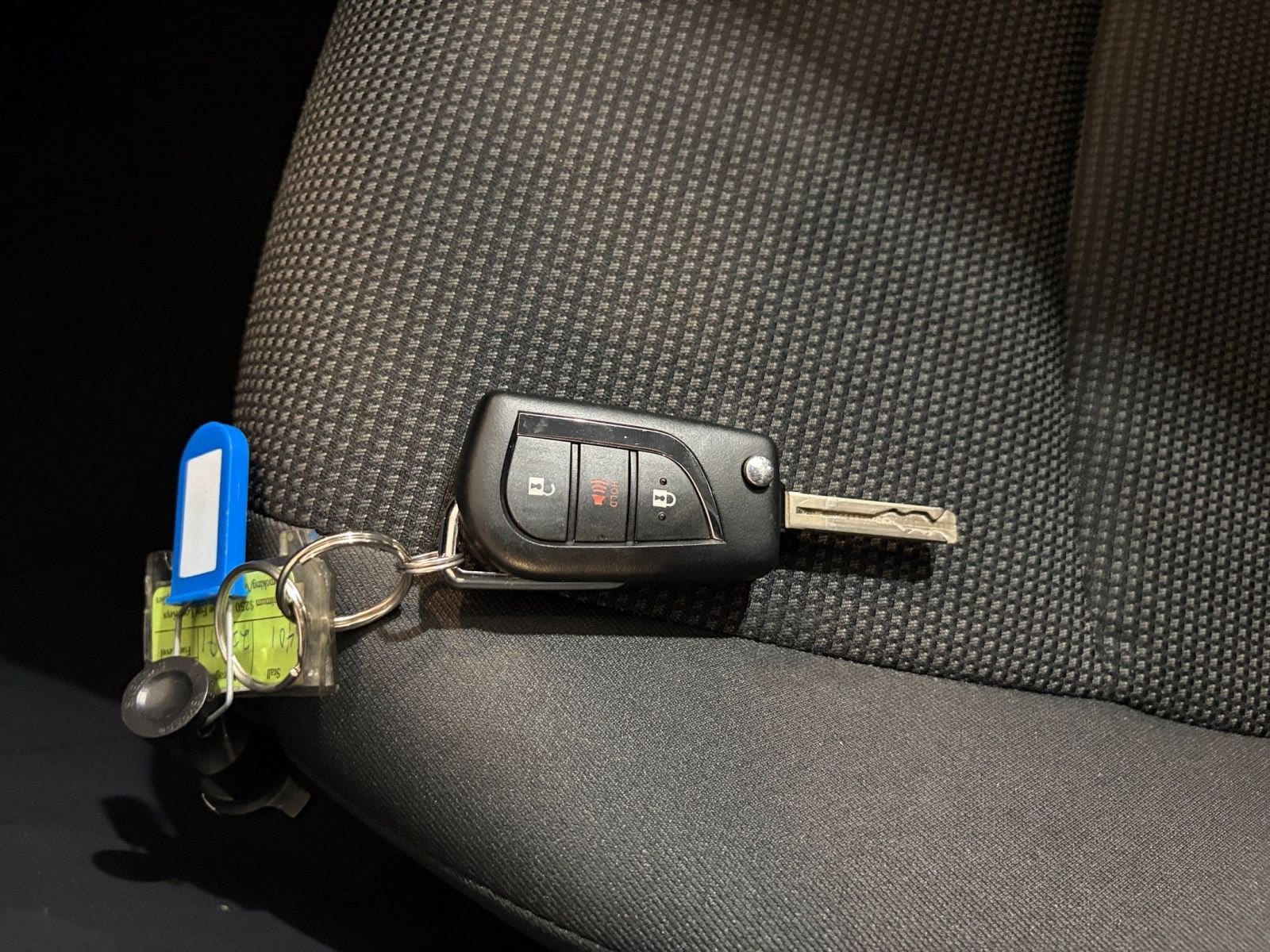 Thumbnail: 2025 Toyota RAV4 - 22