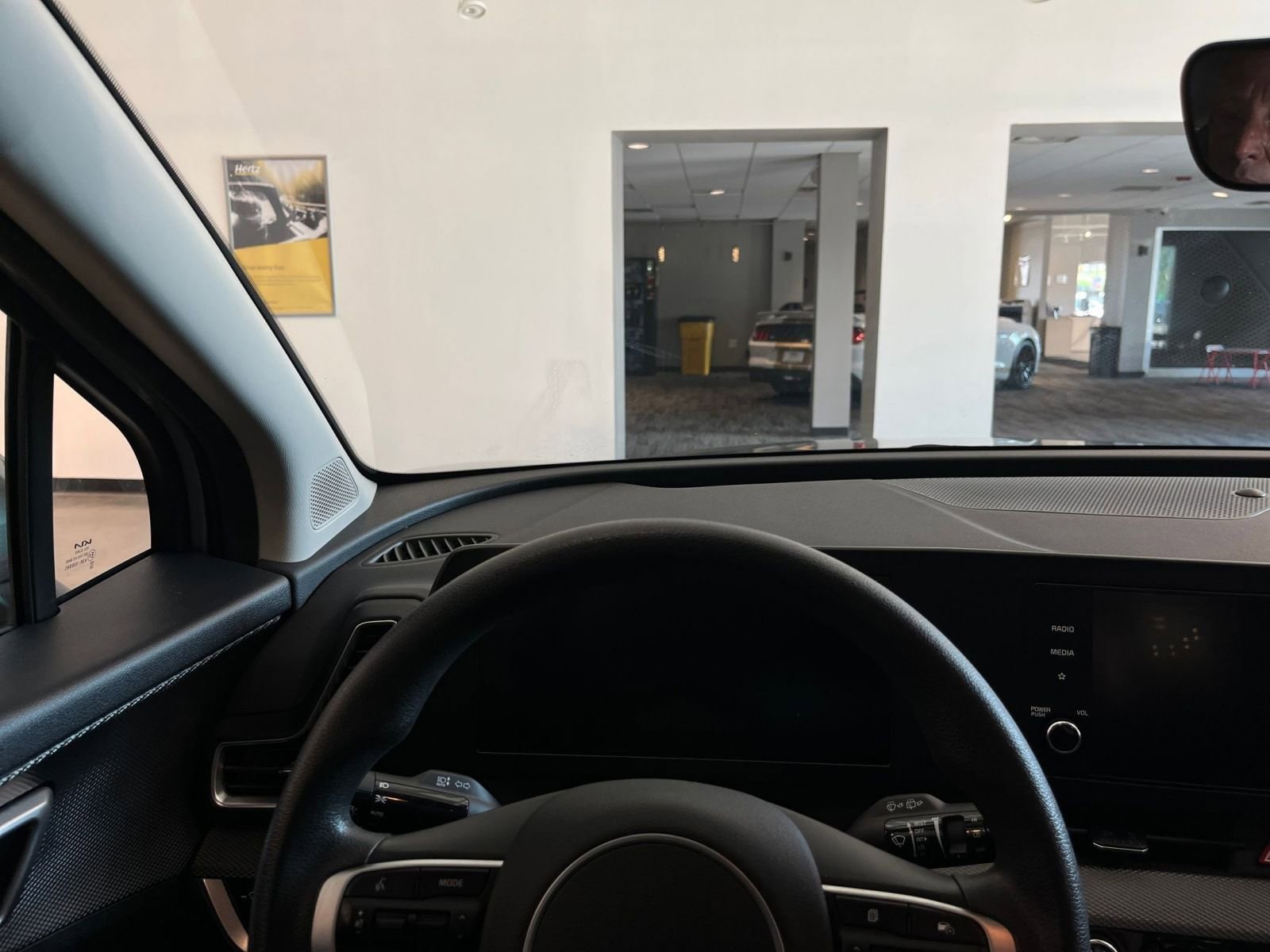 Thumbnail: 2024 Kia Sportage - 33