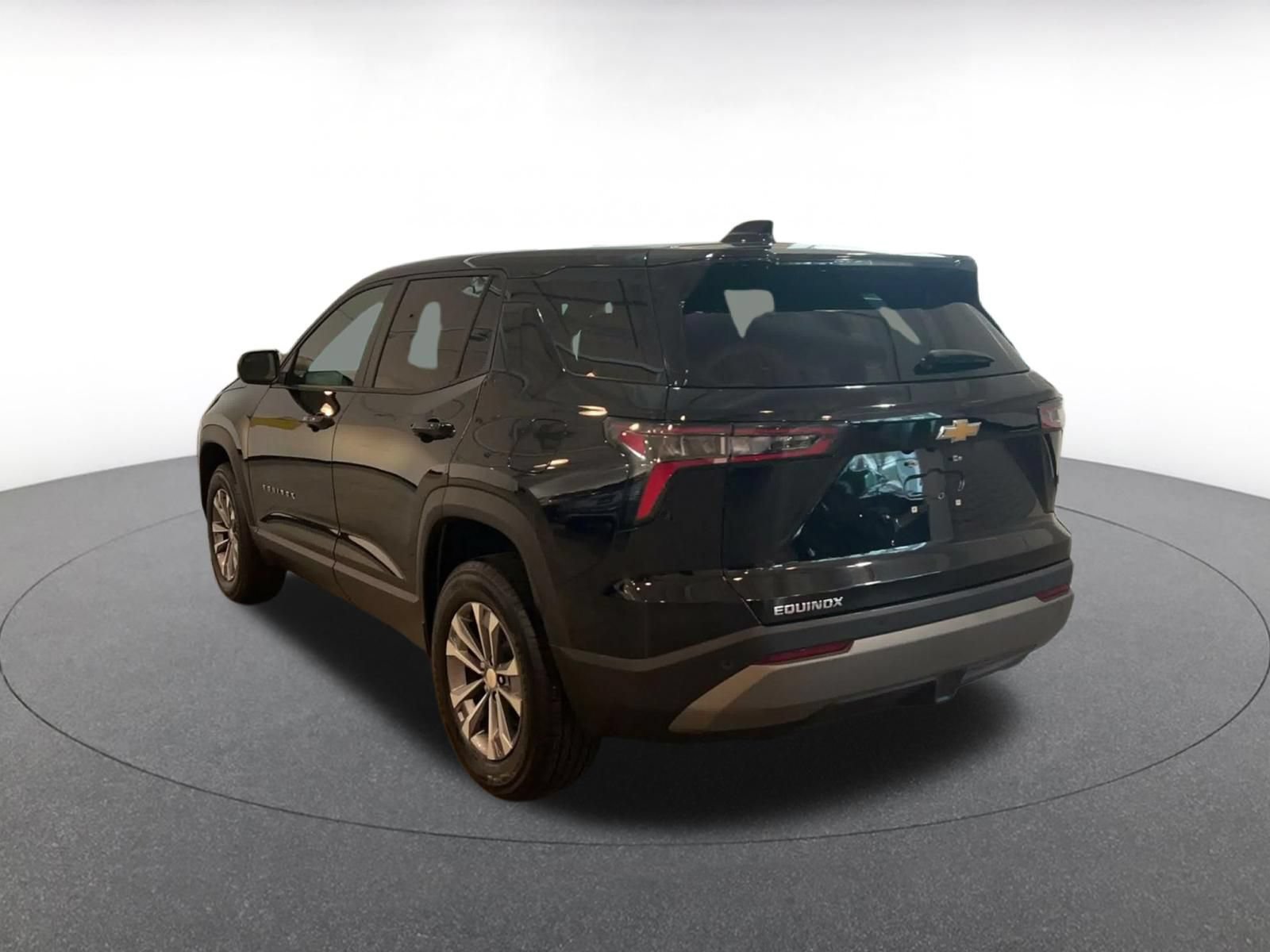 Thumbnail: 2025 Chevrolet Equinox - 10