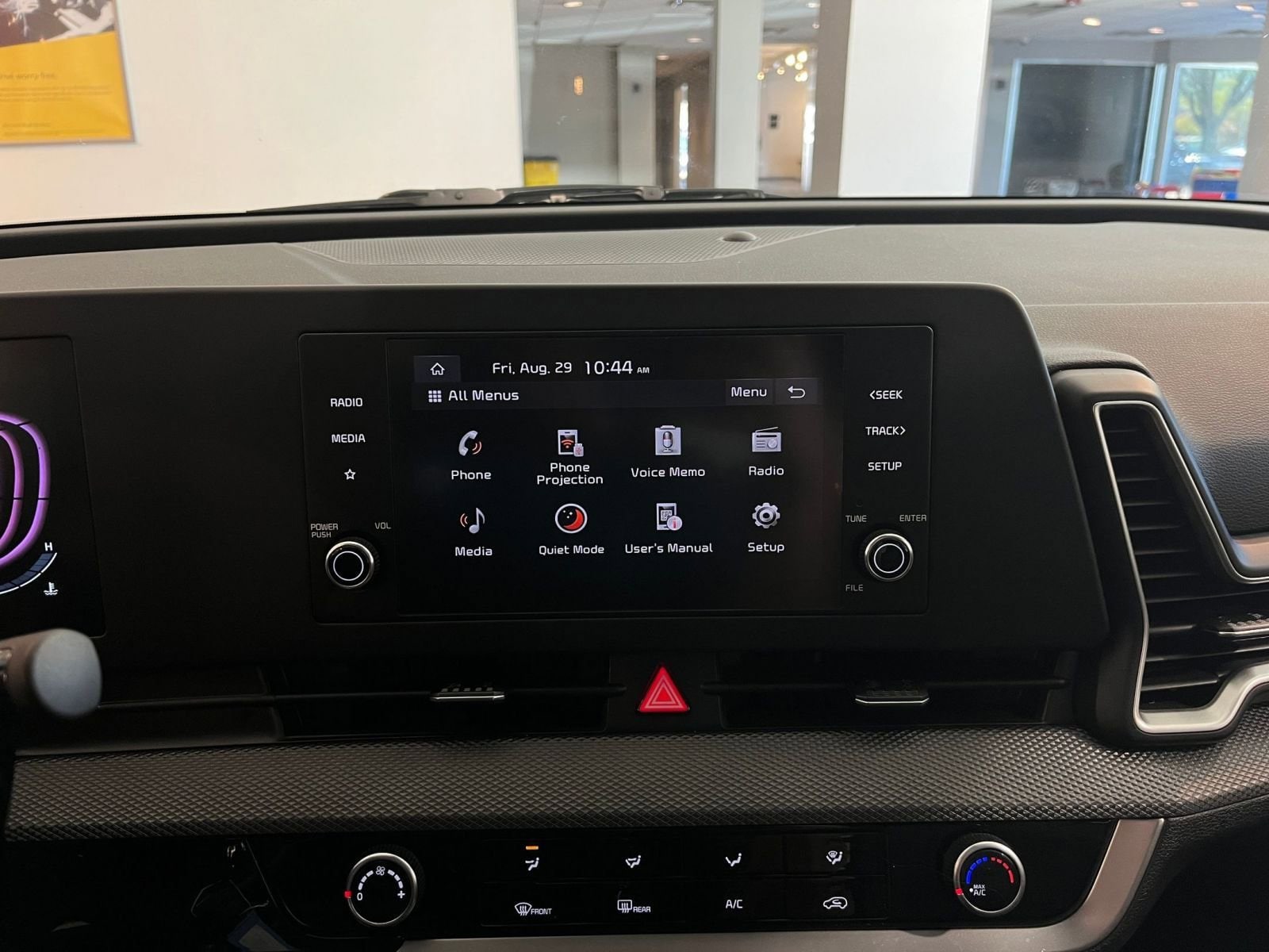 Thumbnail: 2024 Kia Sportage - 21