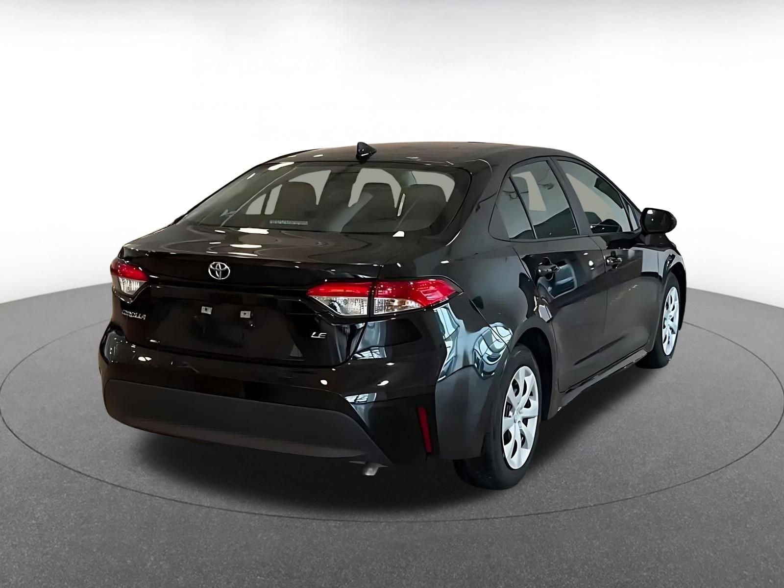 Thumbnail: 2025 Toyota Corolla - 14