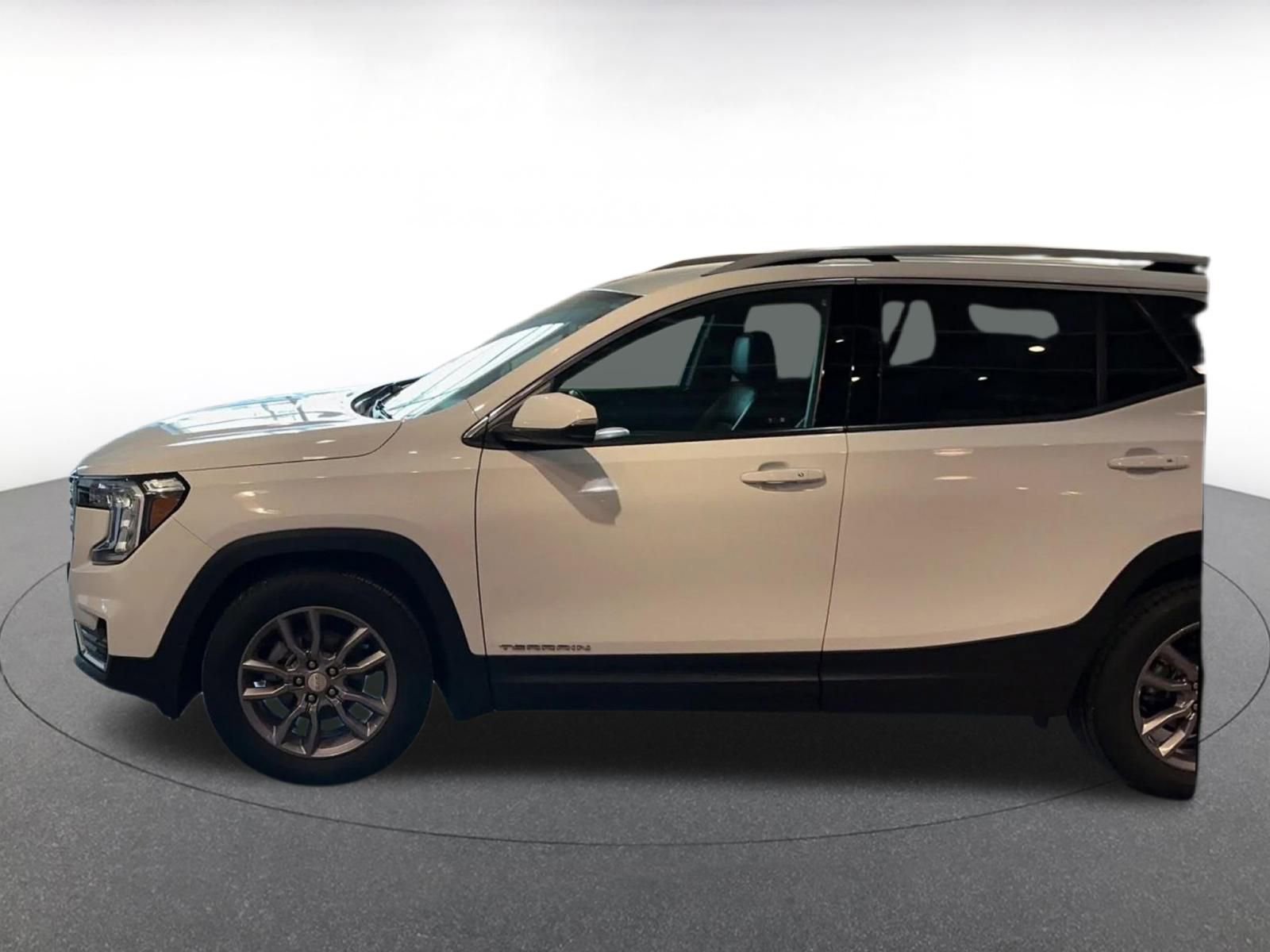 Thumbnail: 2023 GMC Terrain - 9