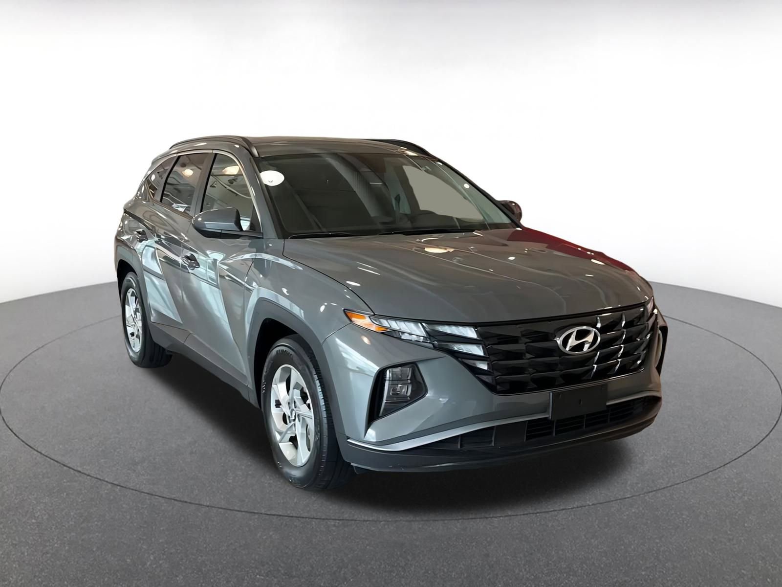 Thumbnail: 2024 Hyundai Tucson - 3