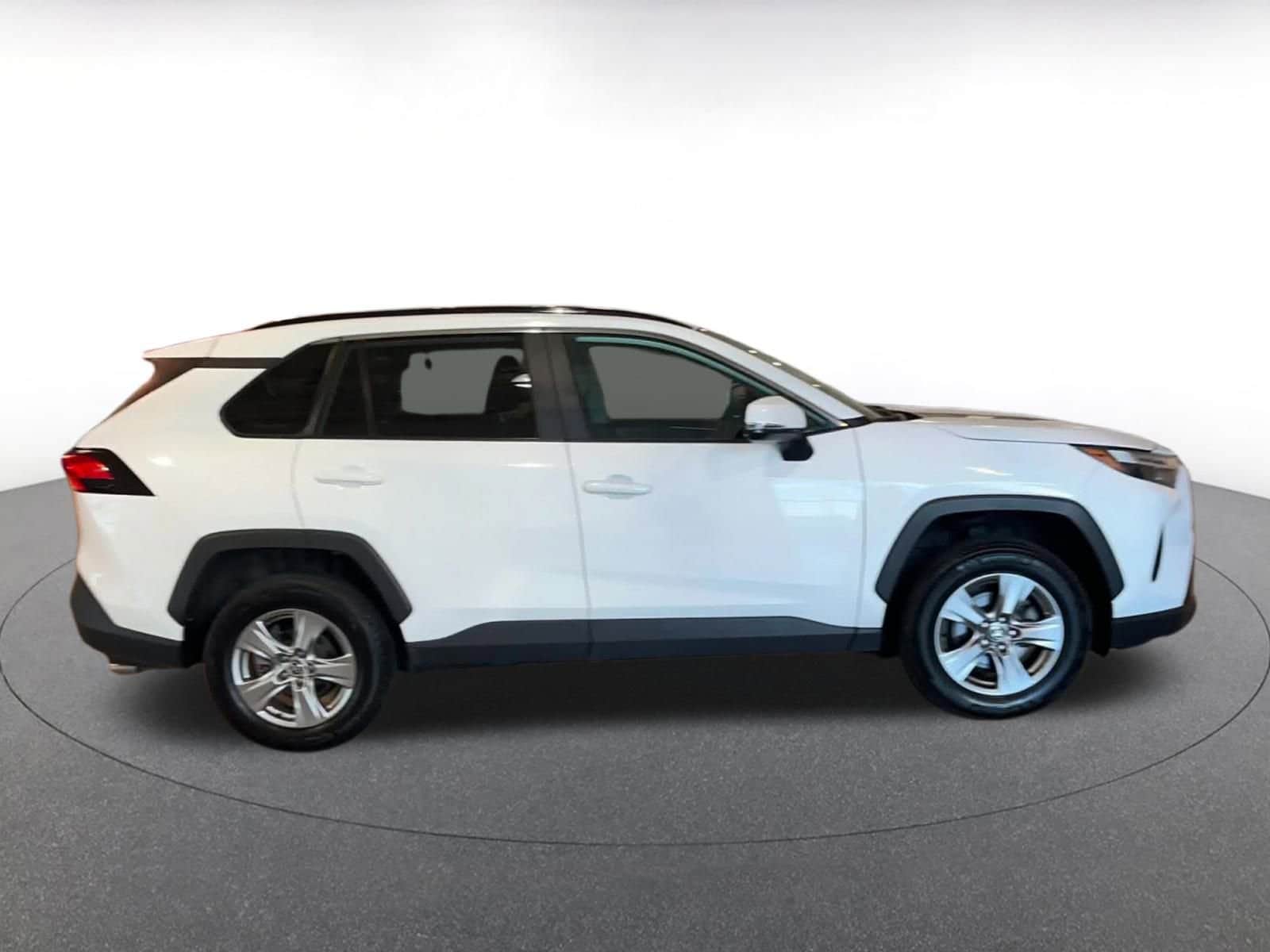 Thumbnail: 2024 Toyota RAV4 - 16