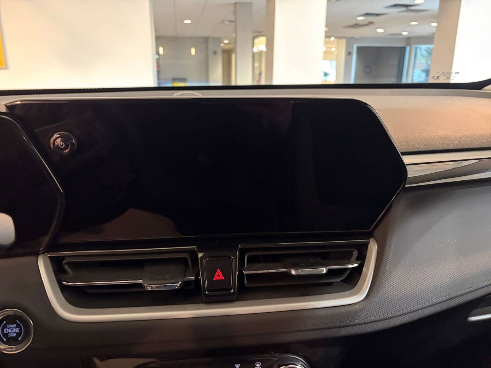 Thumbnail: 2025 Chevrolet TrailBlazer - 20