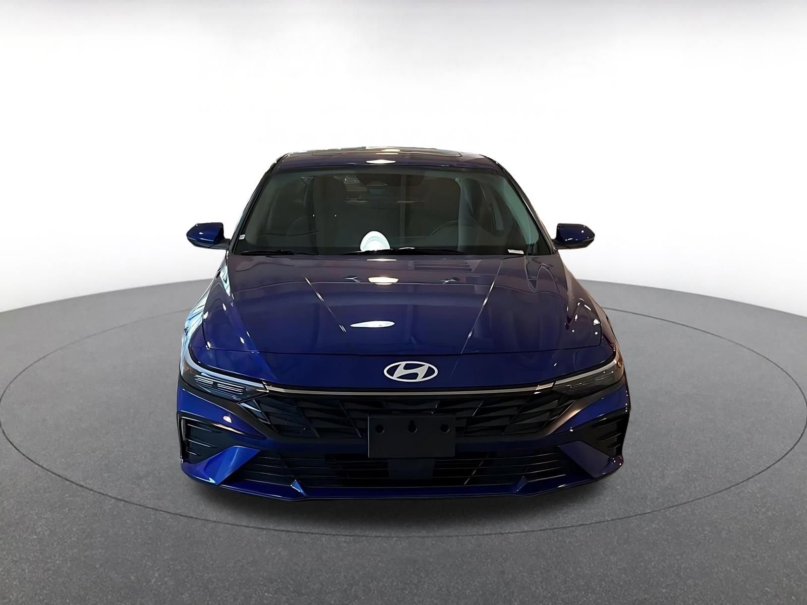 Thumbnail: 2025 Hyundai Elantra - 4