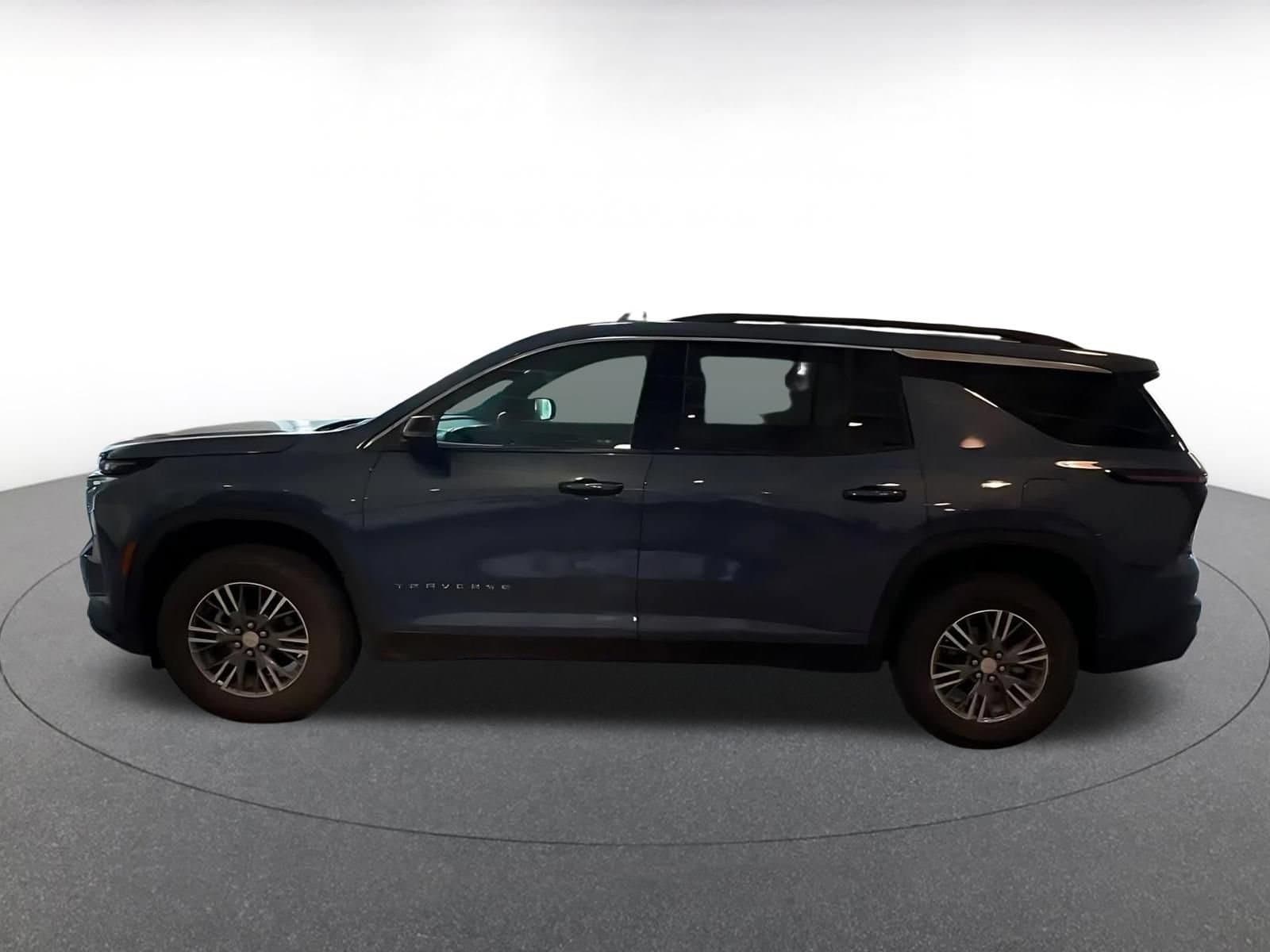 Thumbnail: 2025 Chevrolet Traverse - 7