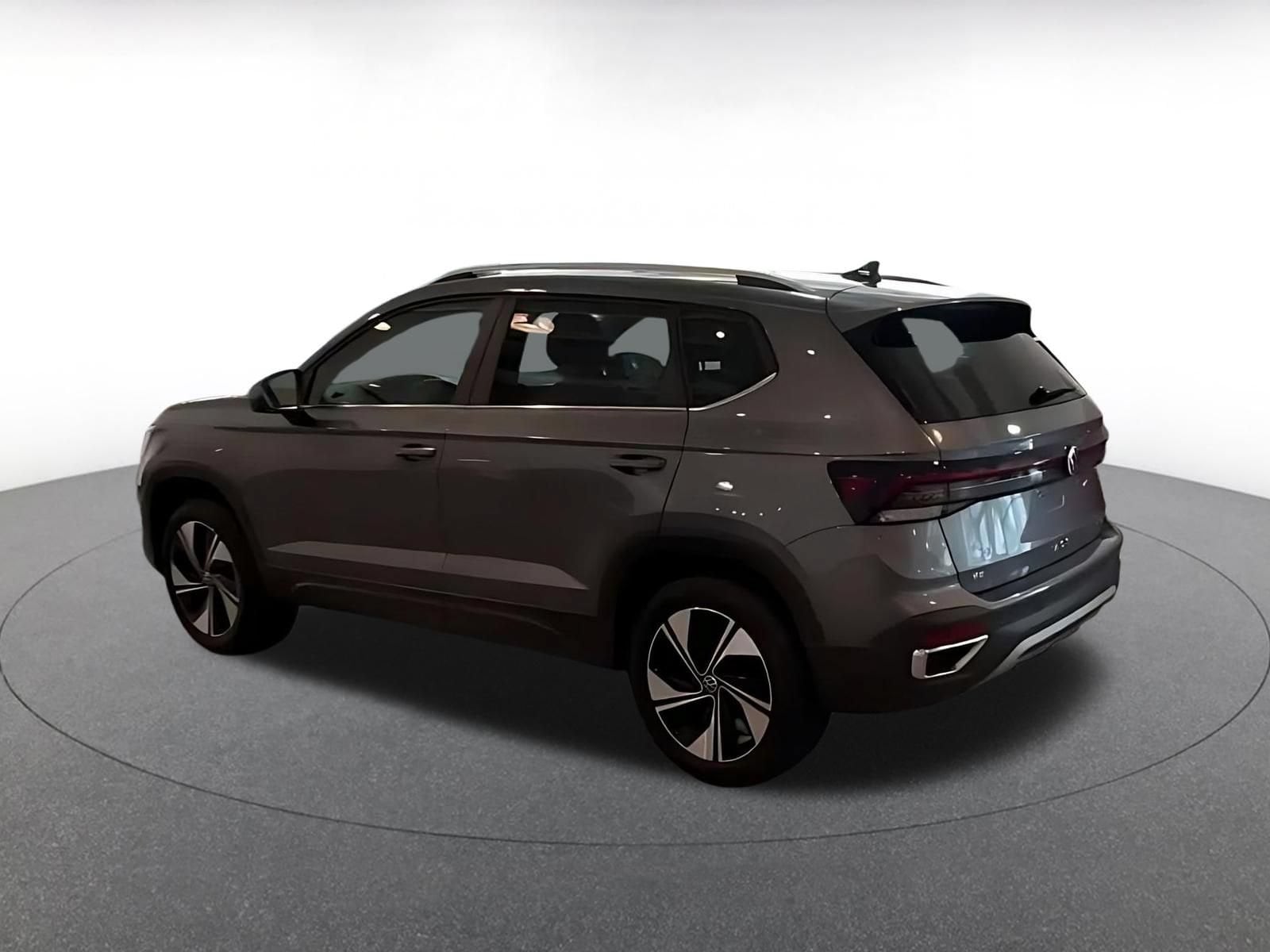 Thumbnail: 2026 Volkswagen Taos - 8