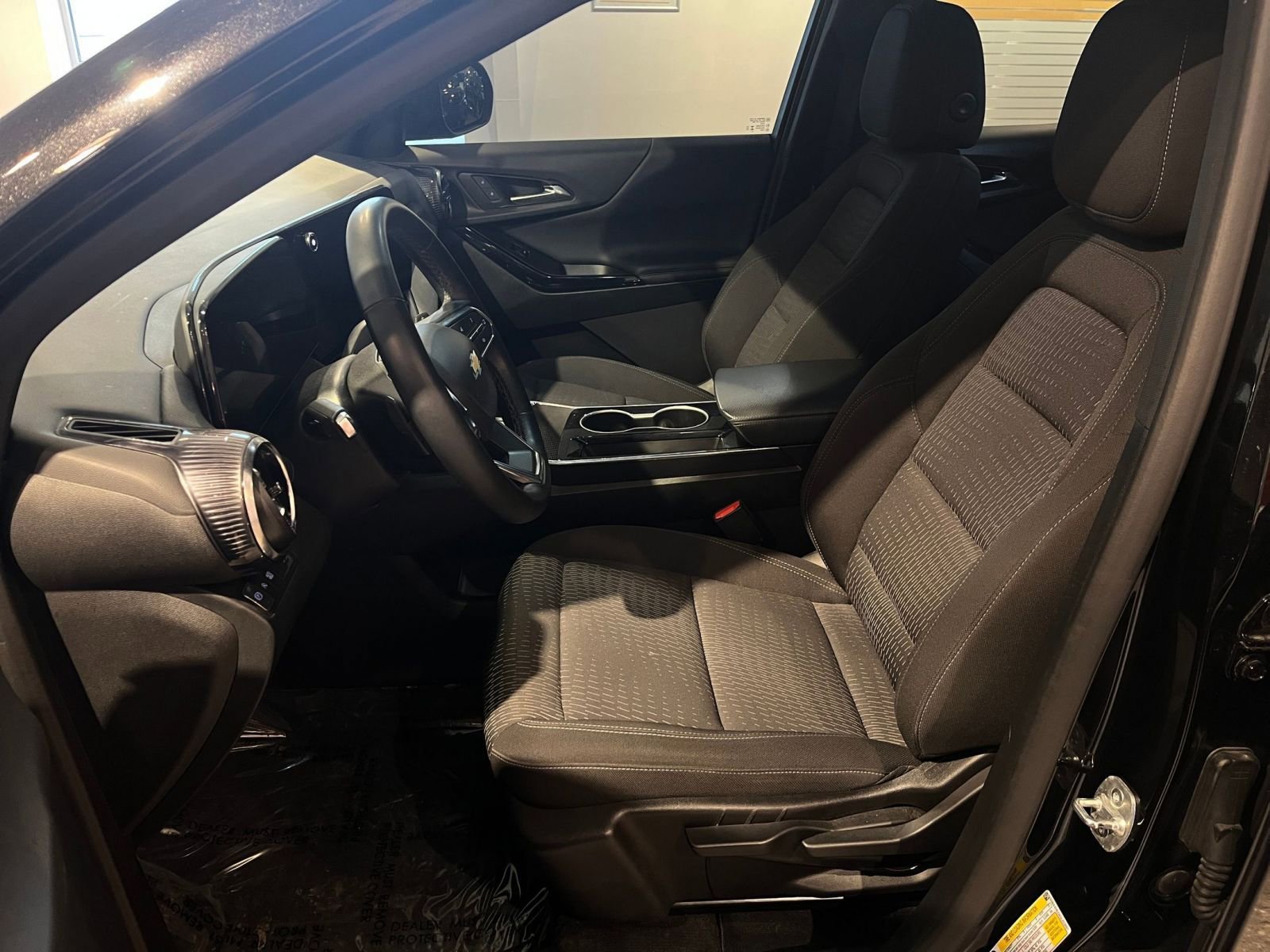 Thumbnail: 2025 Chevrolet Equinox - 27