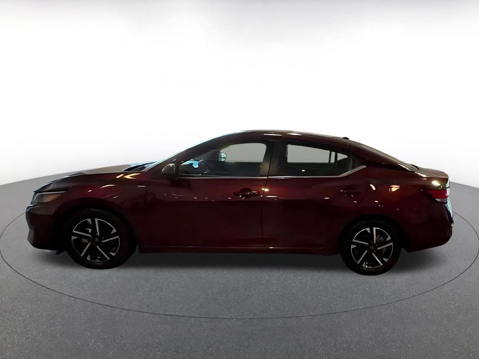 Thumbnail: 2025 Nissan Sentra - 8