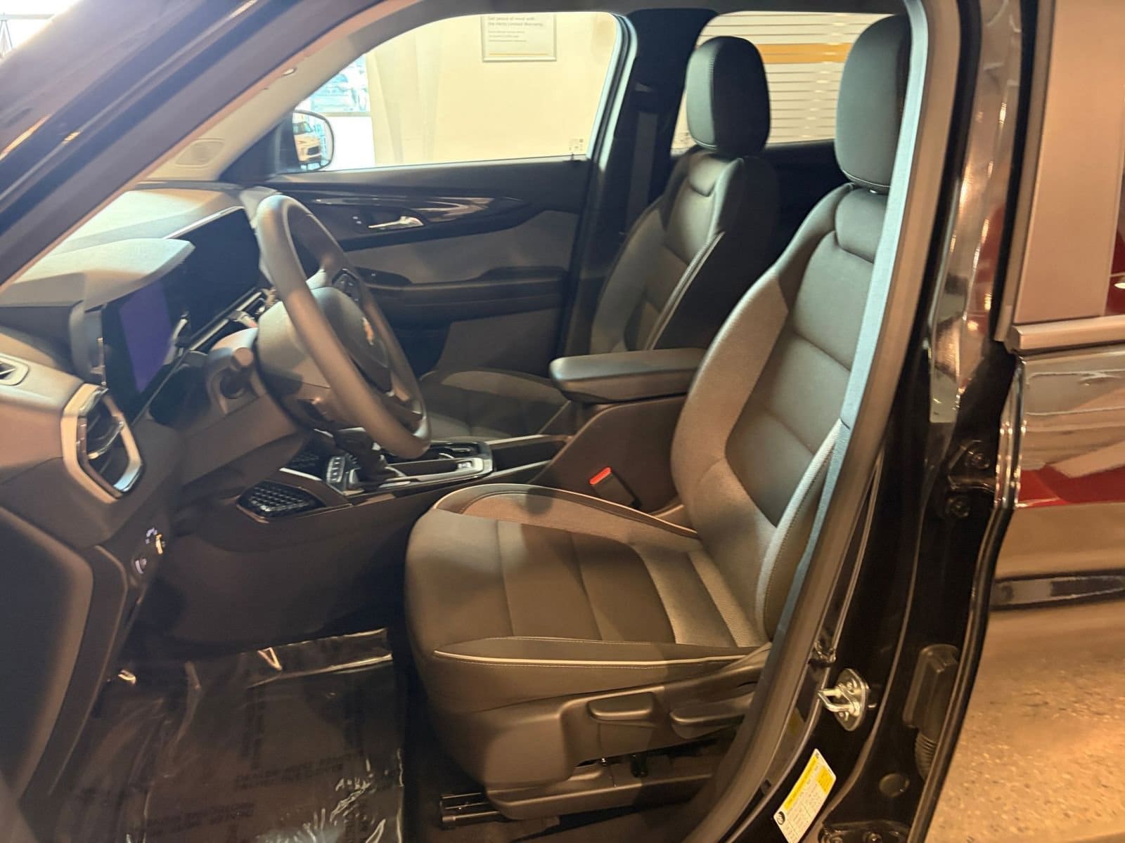 Thumbnail: 2025 Chevrolet TrailBlazer - 24