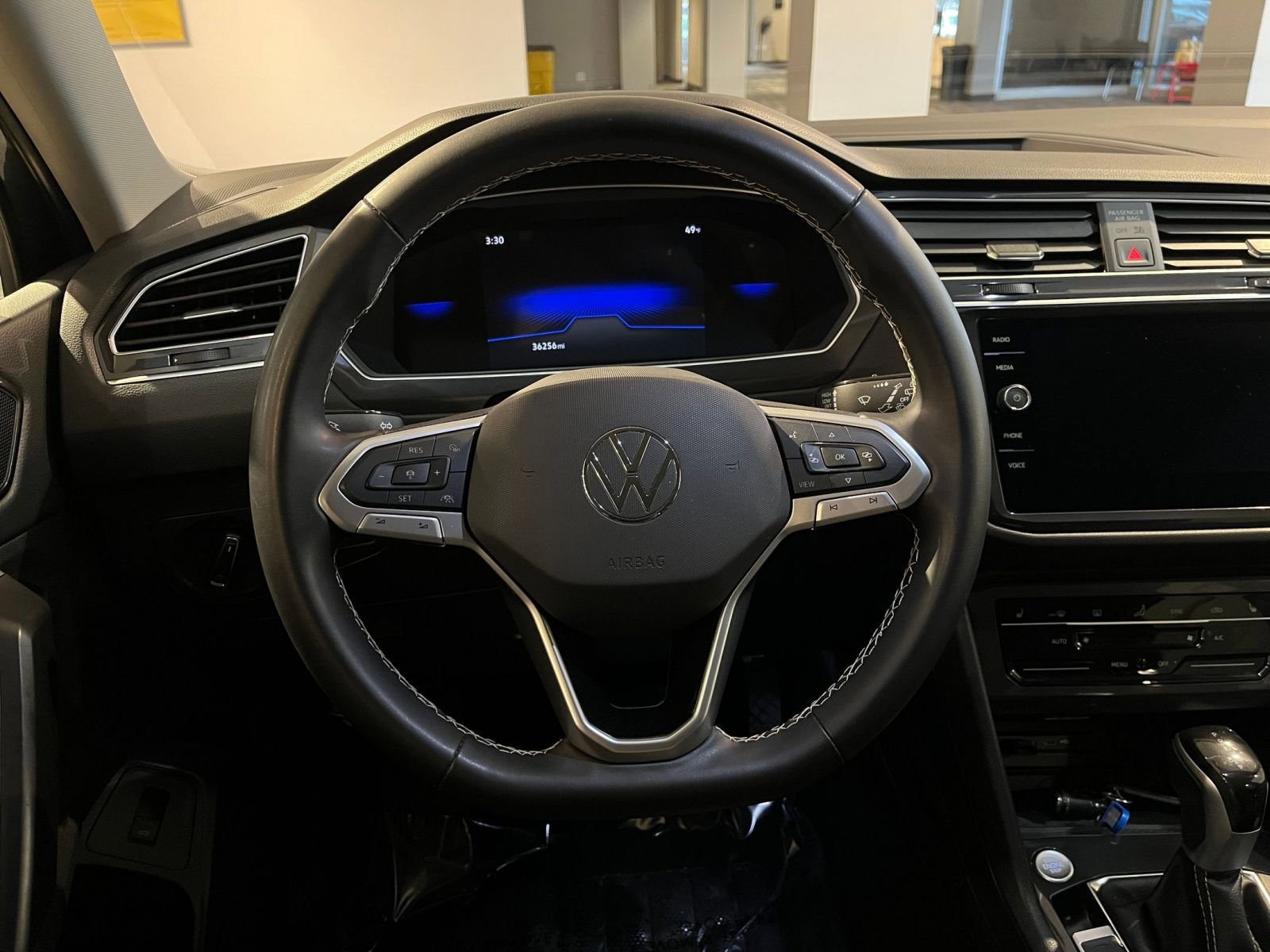 Thumbnail: 2024 Volkswagen Tiguan - 29