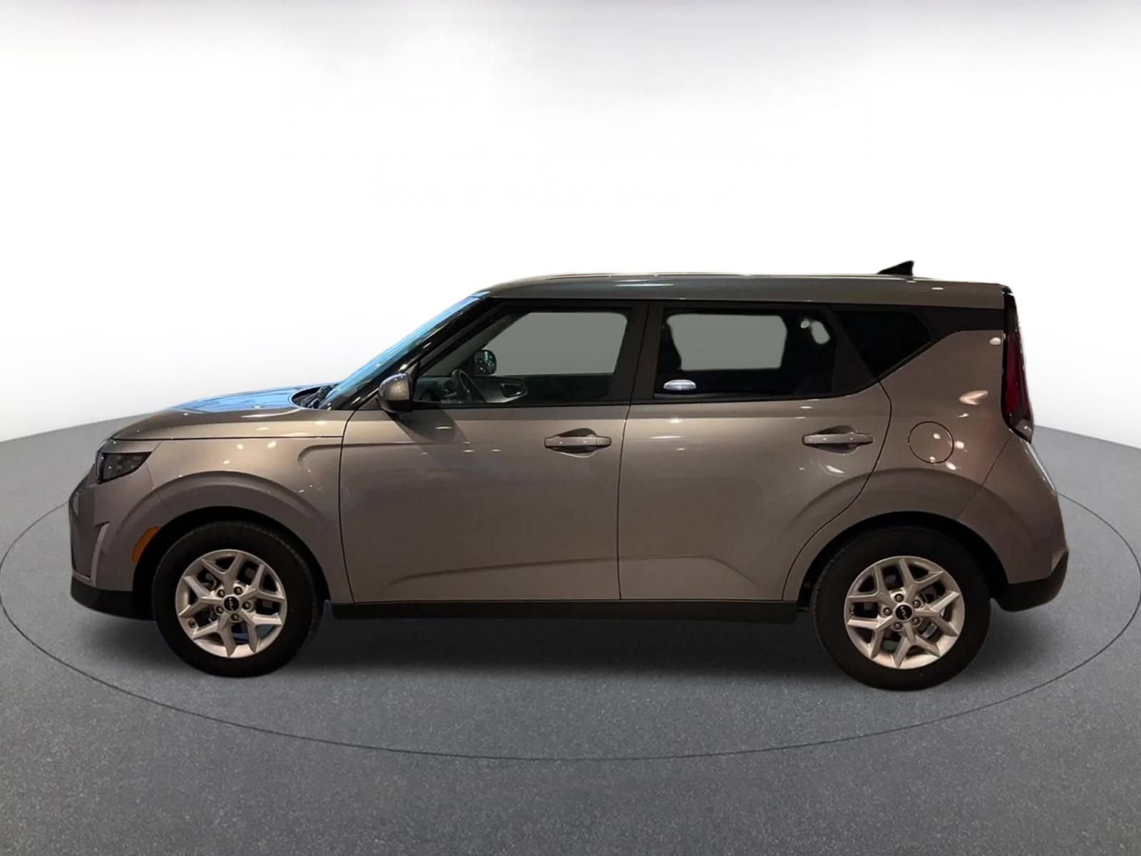Thumbnail: 2025 Kia Soul - 9
