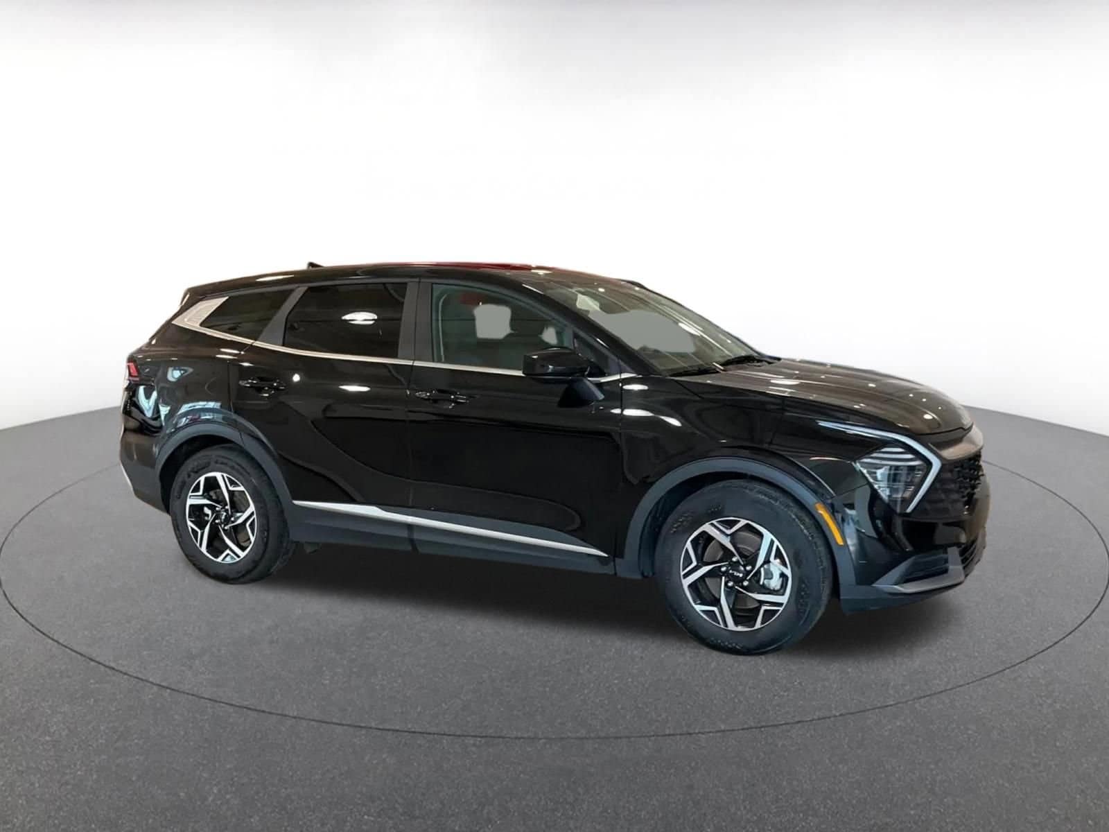 Thumbnail: 2025 Kia Sportage - 2