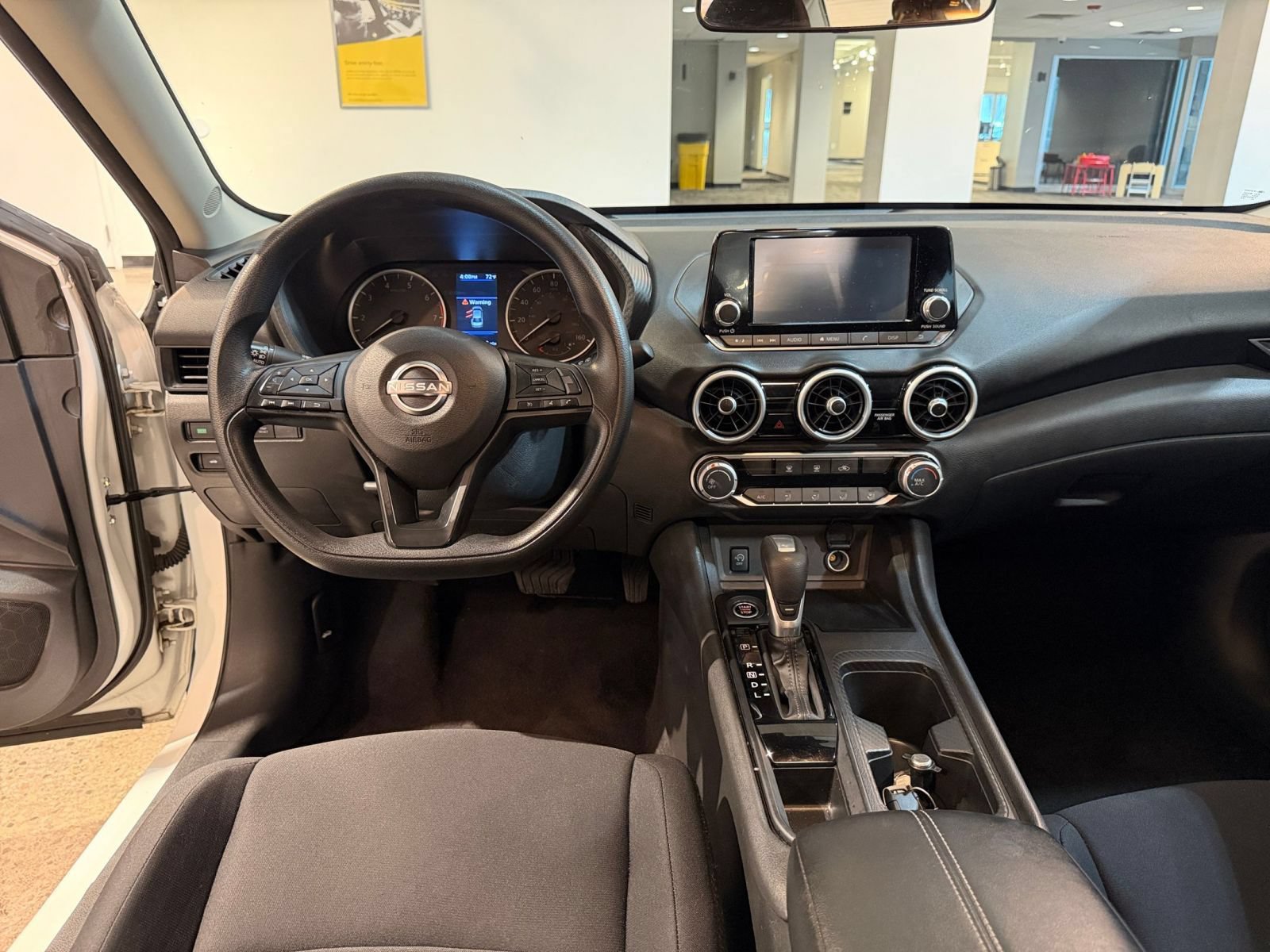 Thumbnail: 2025 Nissan Sentra - 33
