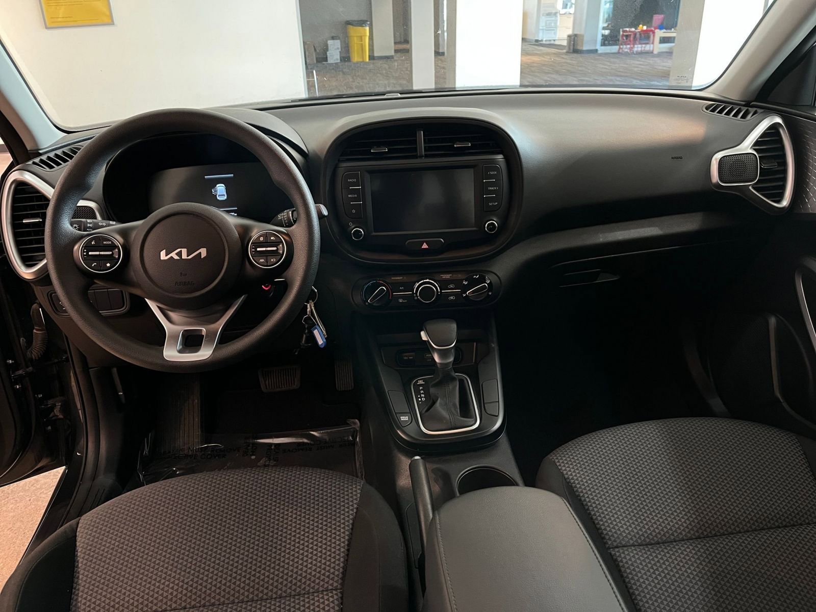 Thumbnail: 2025 Kia Soul - 32