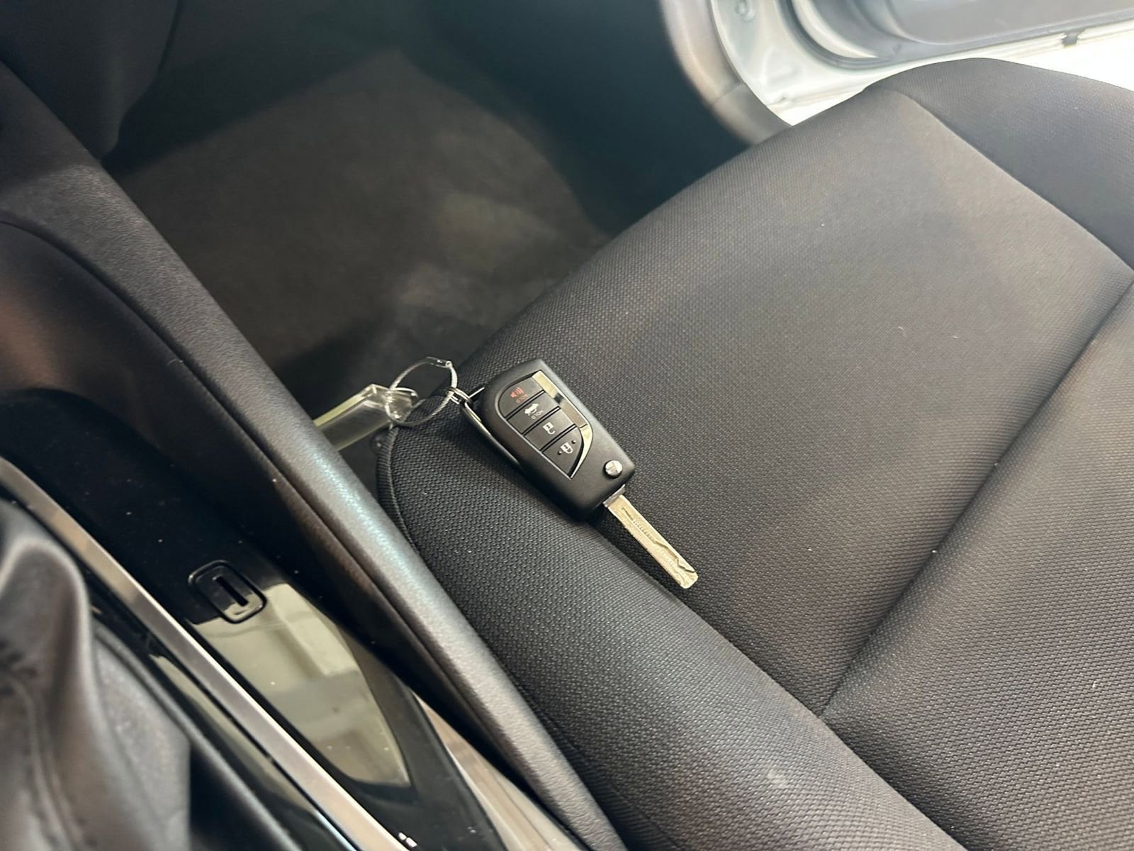 Thumbnail: 2025 Toyota Corolla - 21