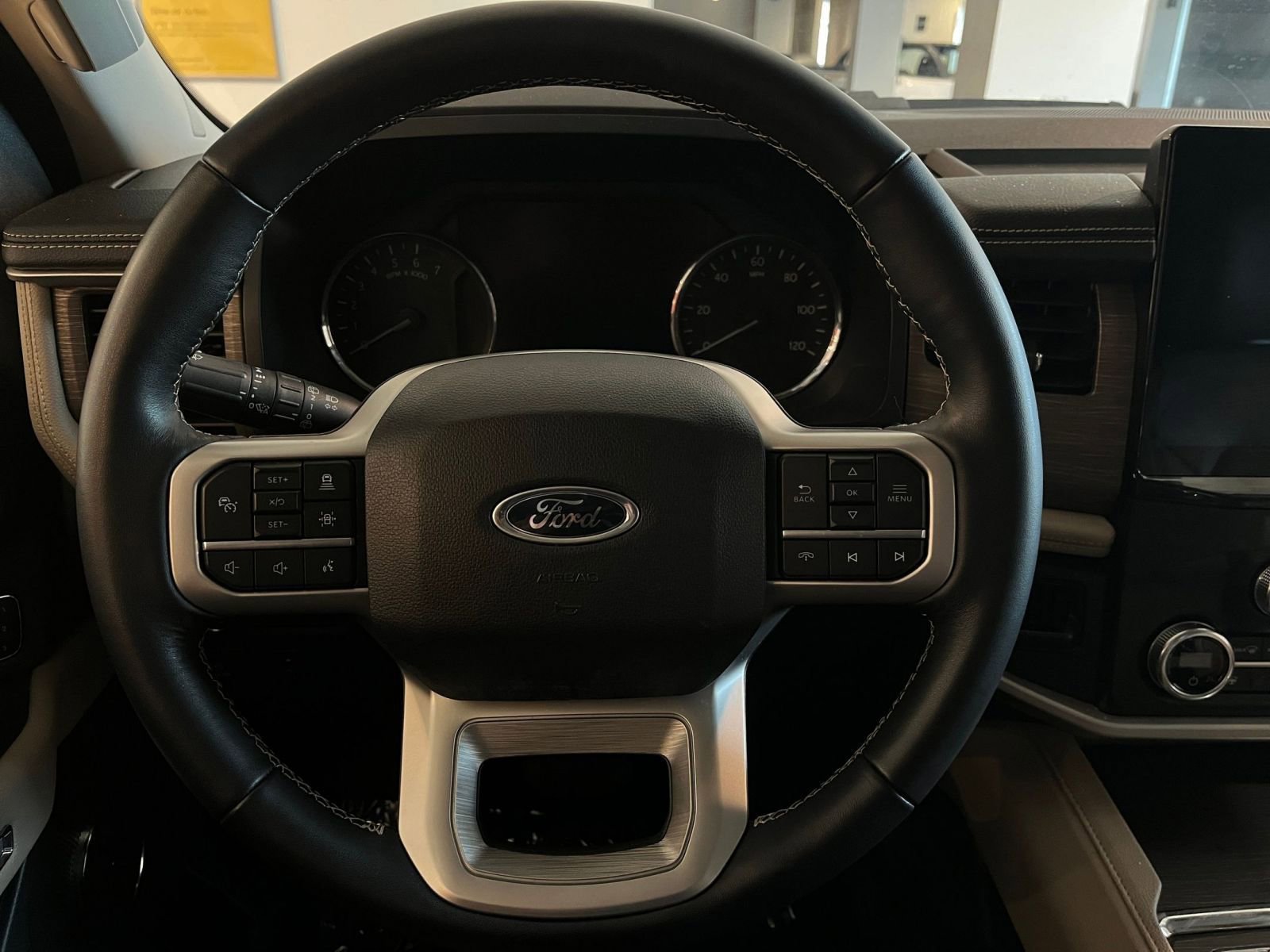 Thumbnail: 2024 Ford Expedition - 28